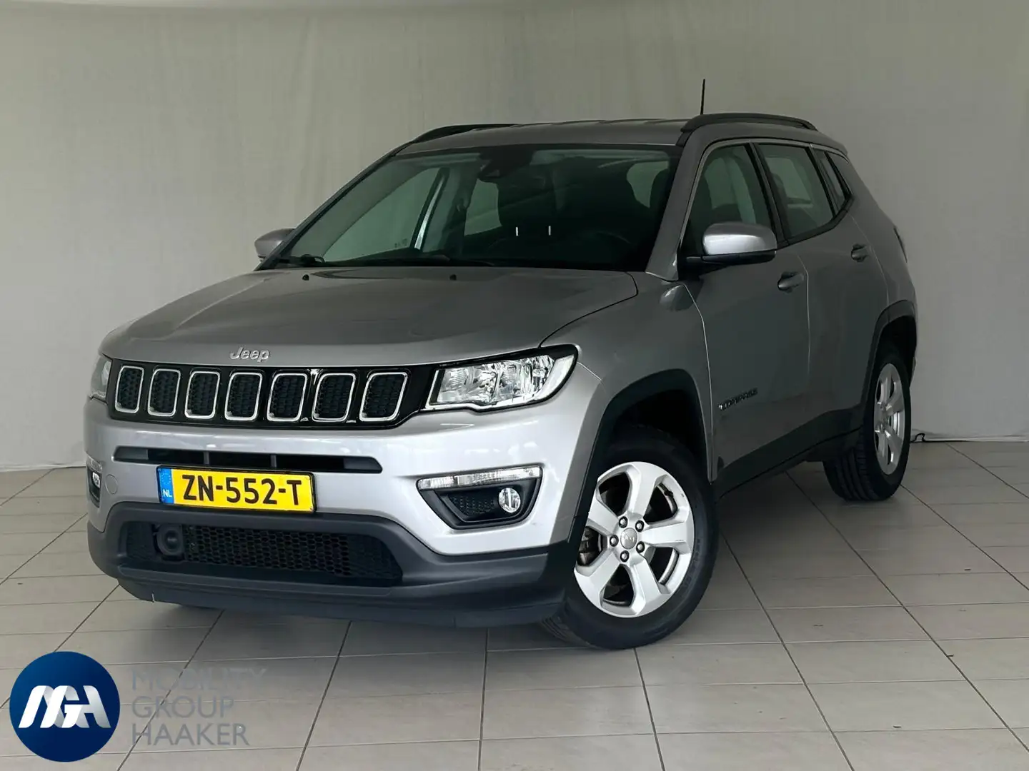 Jeep Compass 1.4 MultiAir 140pk Longitude | Trekhaak | Caravan Grijs - 1
