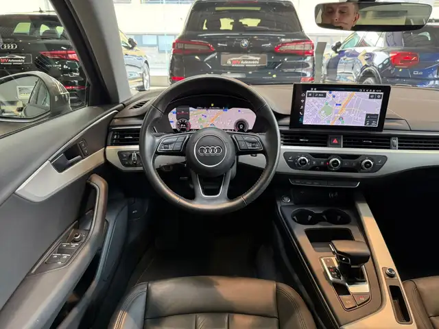 Audi A4 Avant view 10