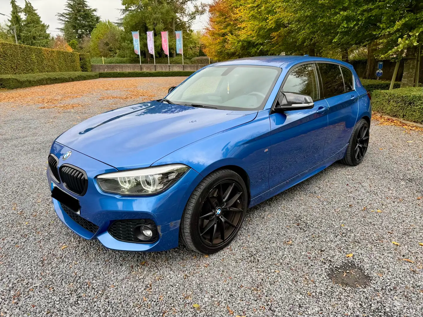 BMW 118 118i M Sport 180pk Facelift LED Car-play Euro6b Blau - 1