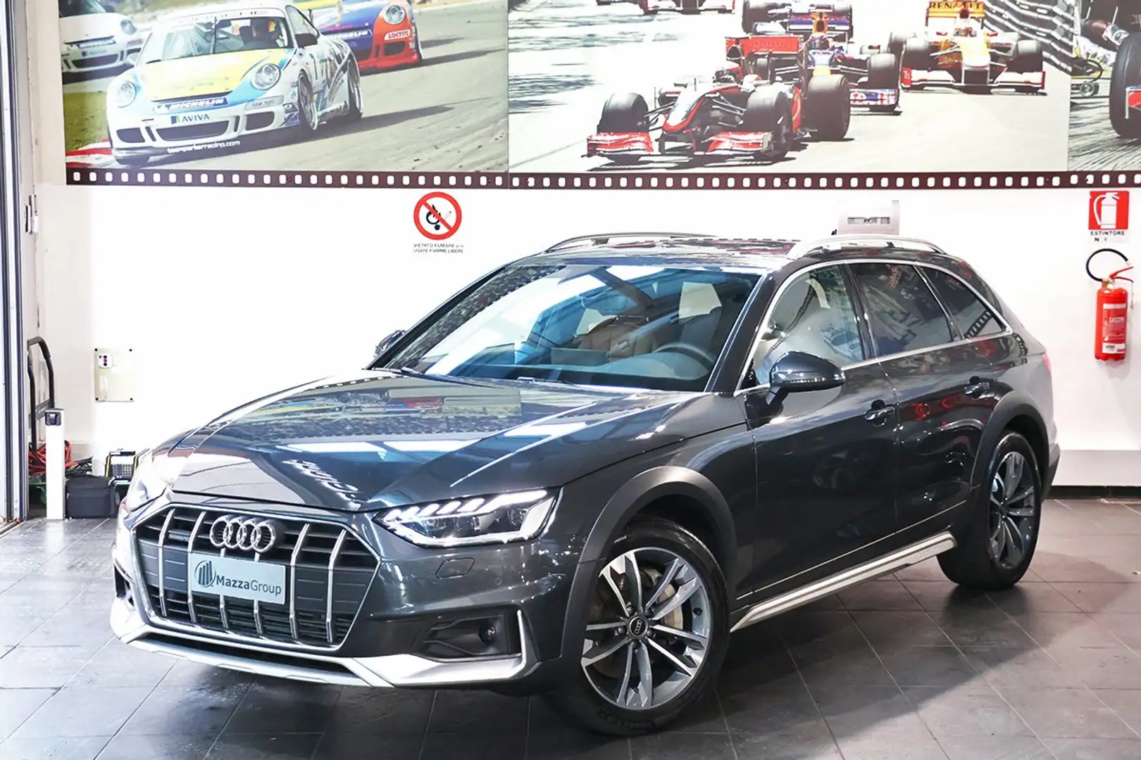 Audi A4 allroad 45 TFSI S-Tronic Business Evolution - PELLE/MATRIX Grigio - 1