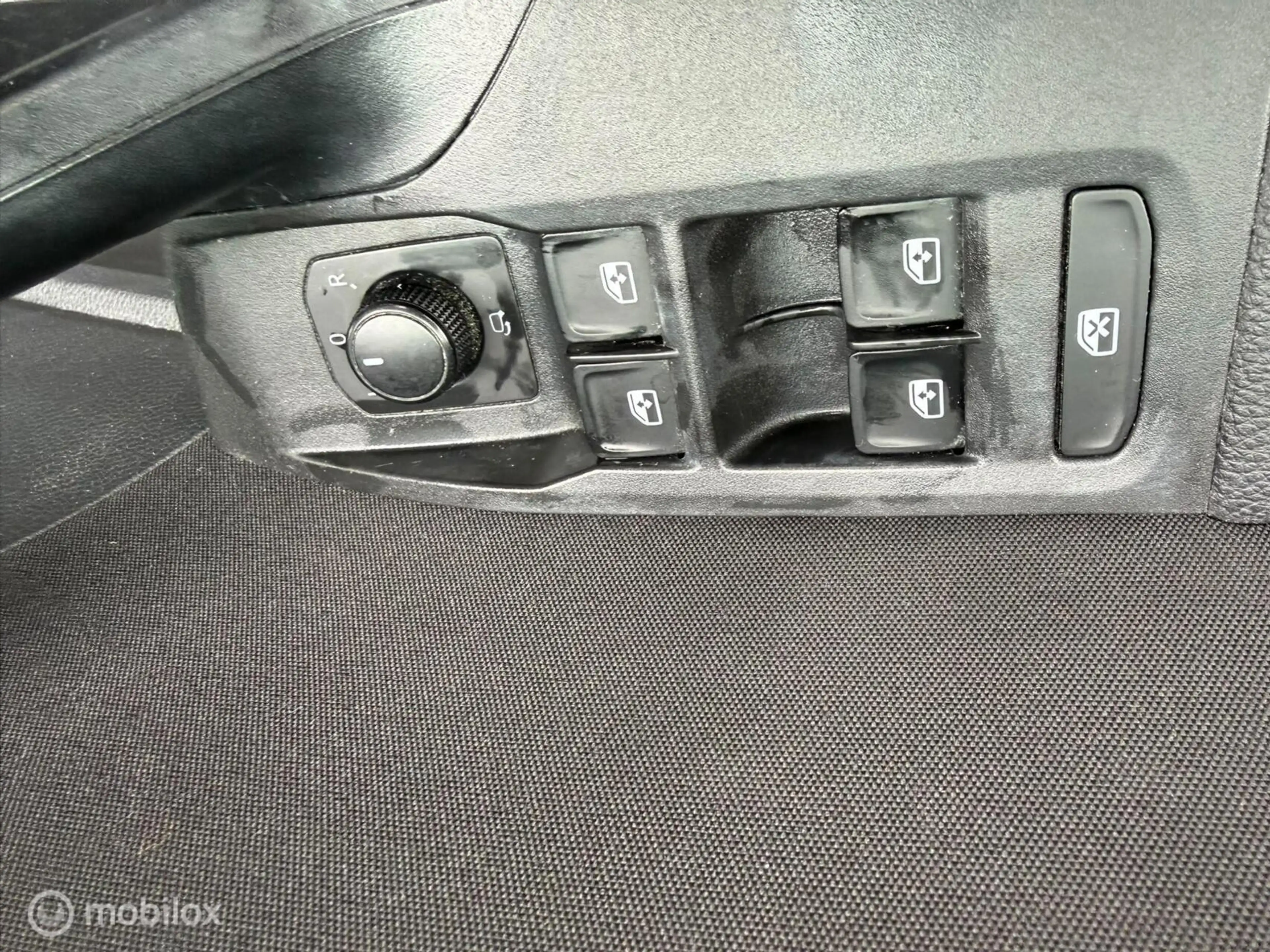 SEAT Ibiza seat-ibiza-tsi-fr-dsg-carplay-camera-pdc-led-CLIMA — photo 14