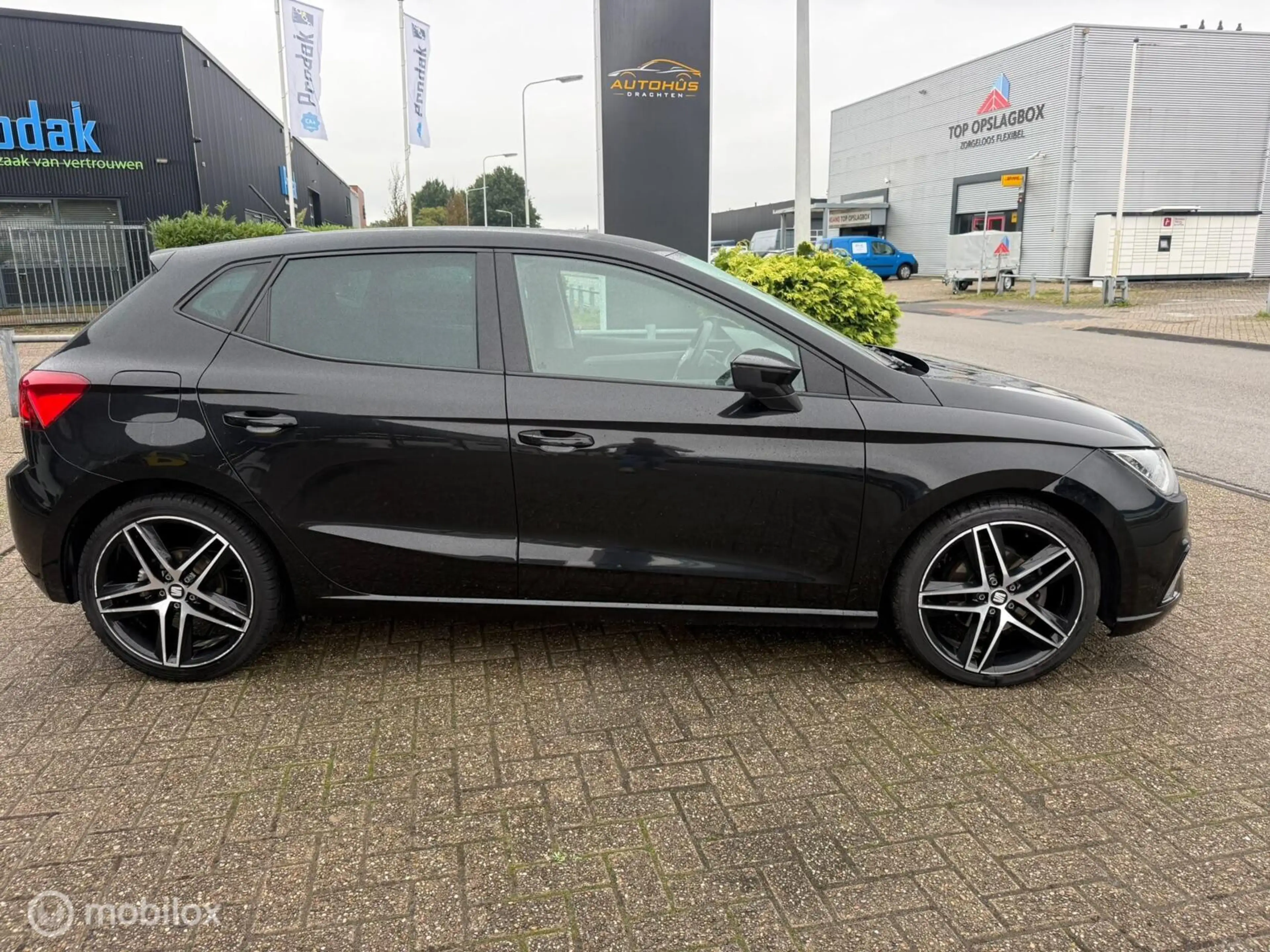 SEAT Ibiza seat-ibiza-tsi-fr-dsg-carplay-camera-pdc-led-CLIMA — photo 6