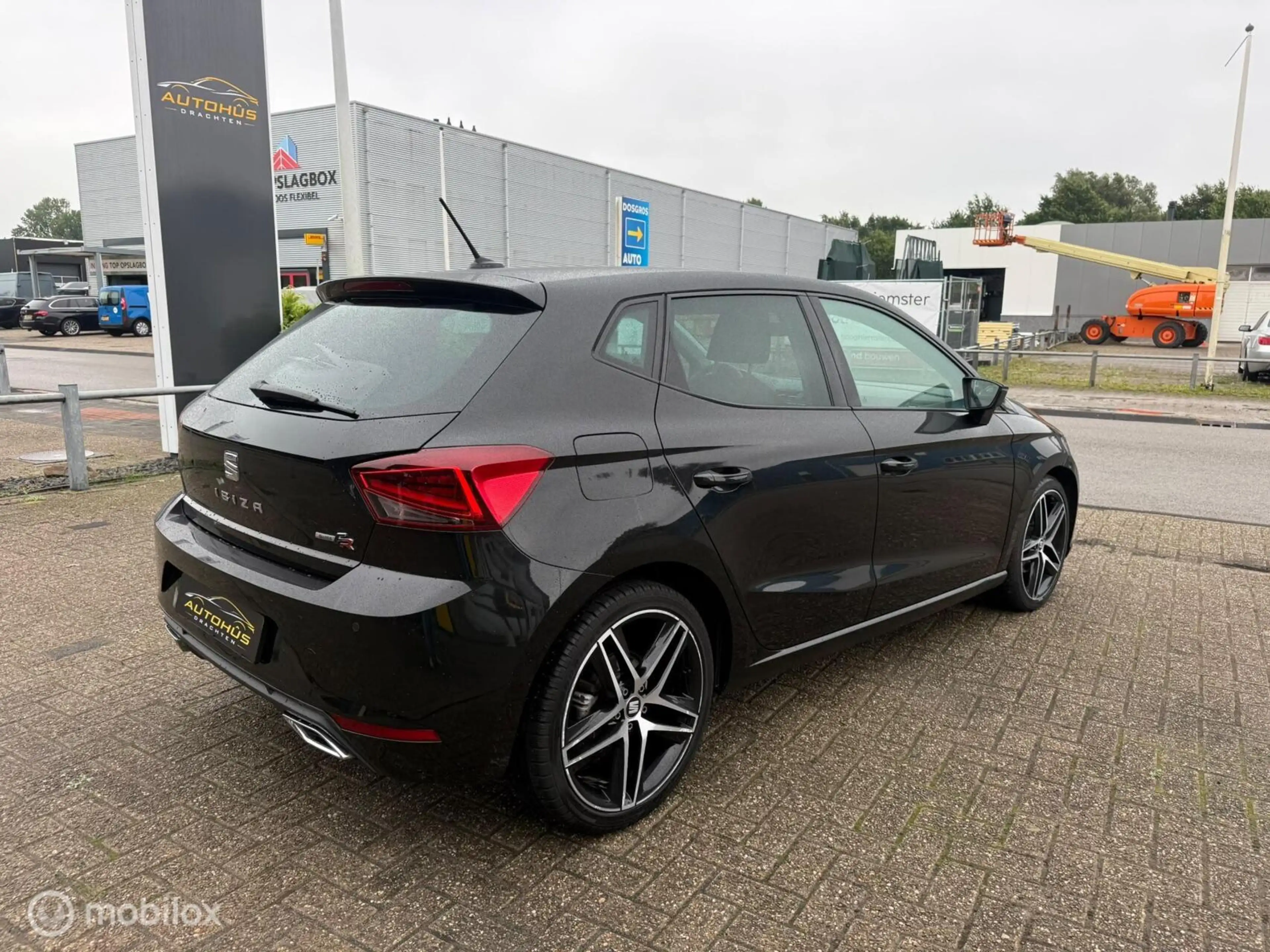 SEAT Ibiza seat-ibiza-tsi-fr-dsg-carplay-camera-pdc-led-CLIMA — photo 5