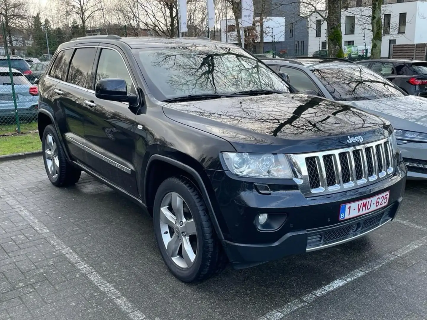 Jeep Grand Cherokee 3.0 CRD V6 140 kW Overland FULL OPTION Černá - 1