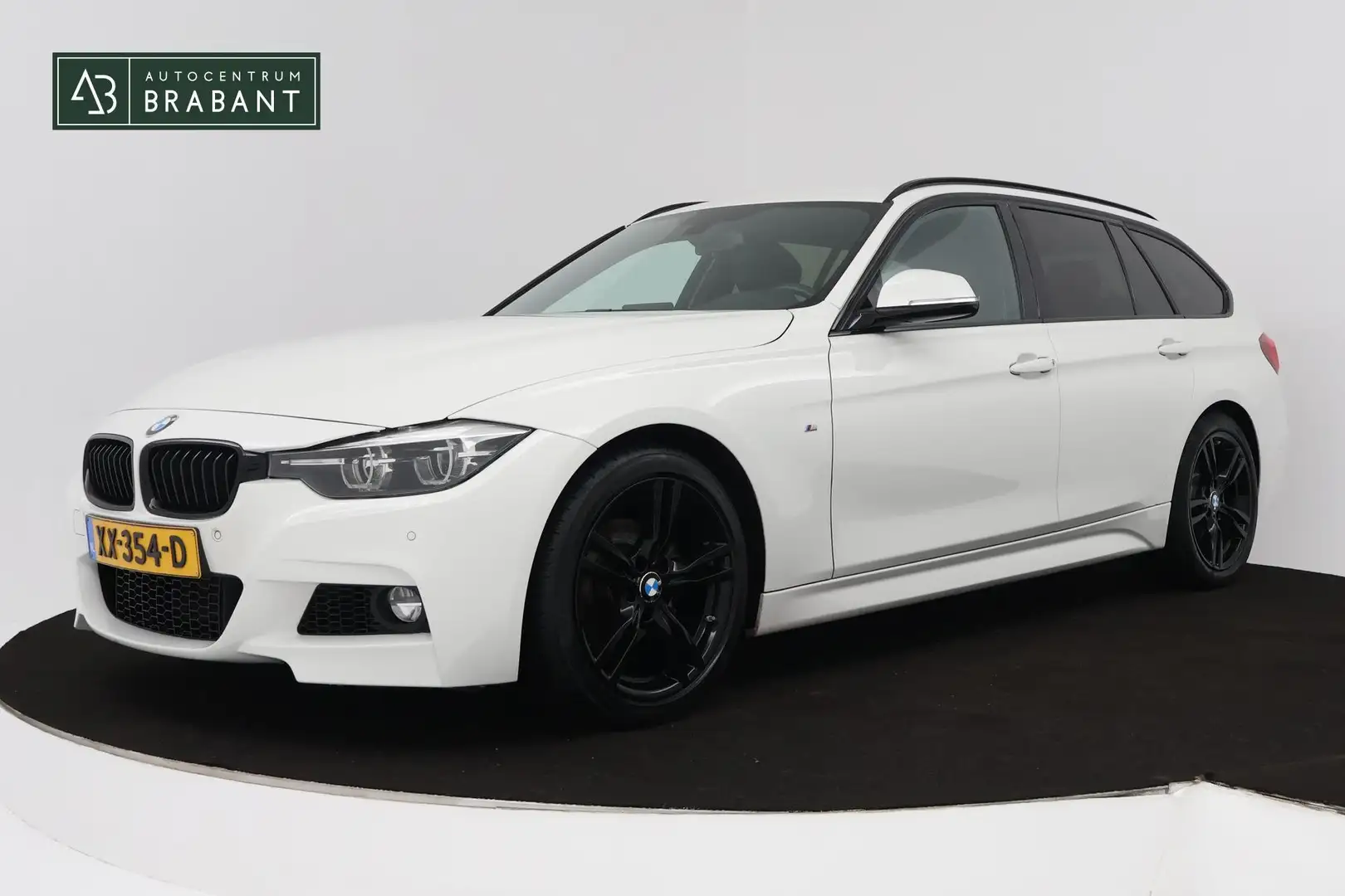 BMW 318 3-serie Touring 318i M Sport Edition (STOELVERWARM Wit - 1