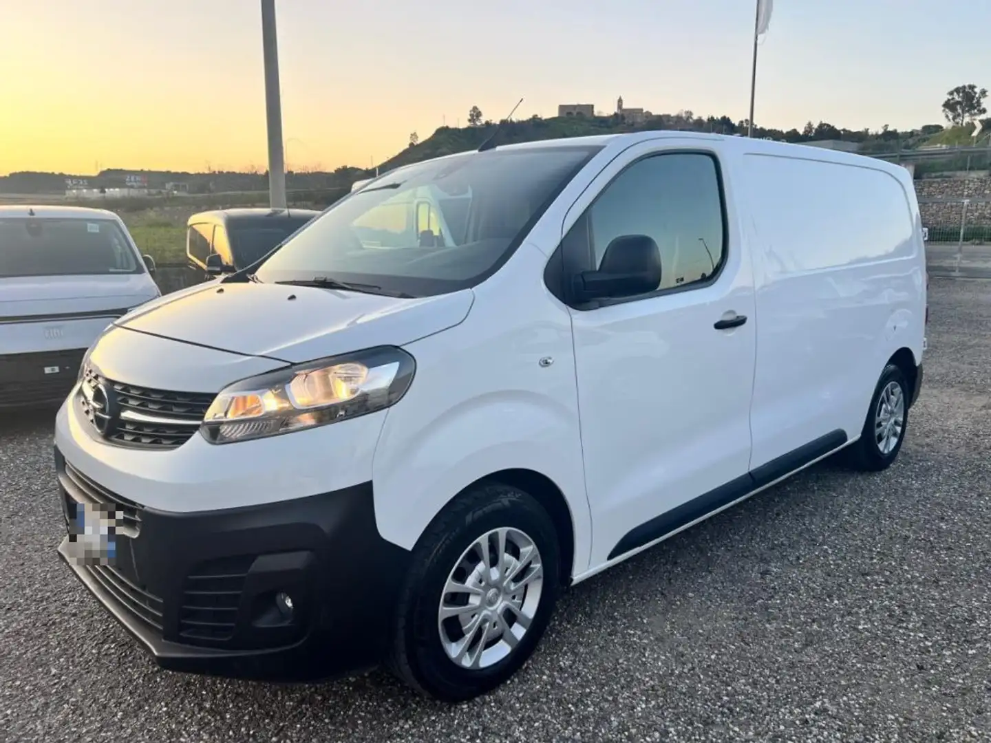 Fiat Scudo 1.5 BlueHDI 120 CV L2H1 PASSO LUNGO Білий - 1