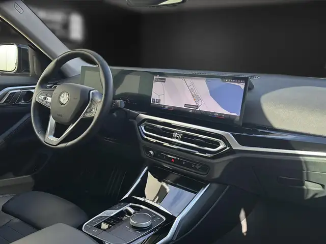 BMW 4 Series view 13