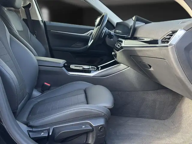 BMW 4 Series view 14
