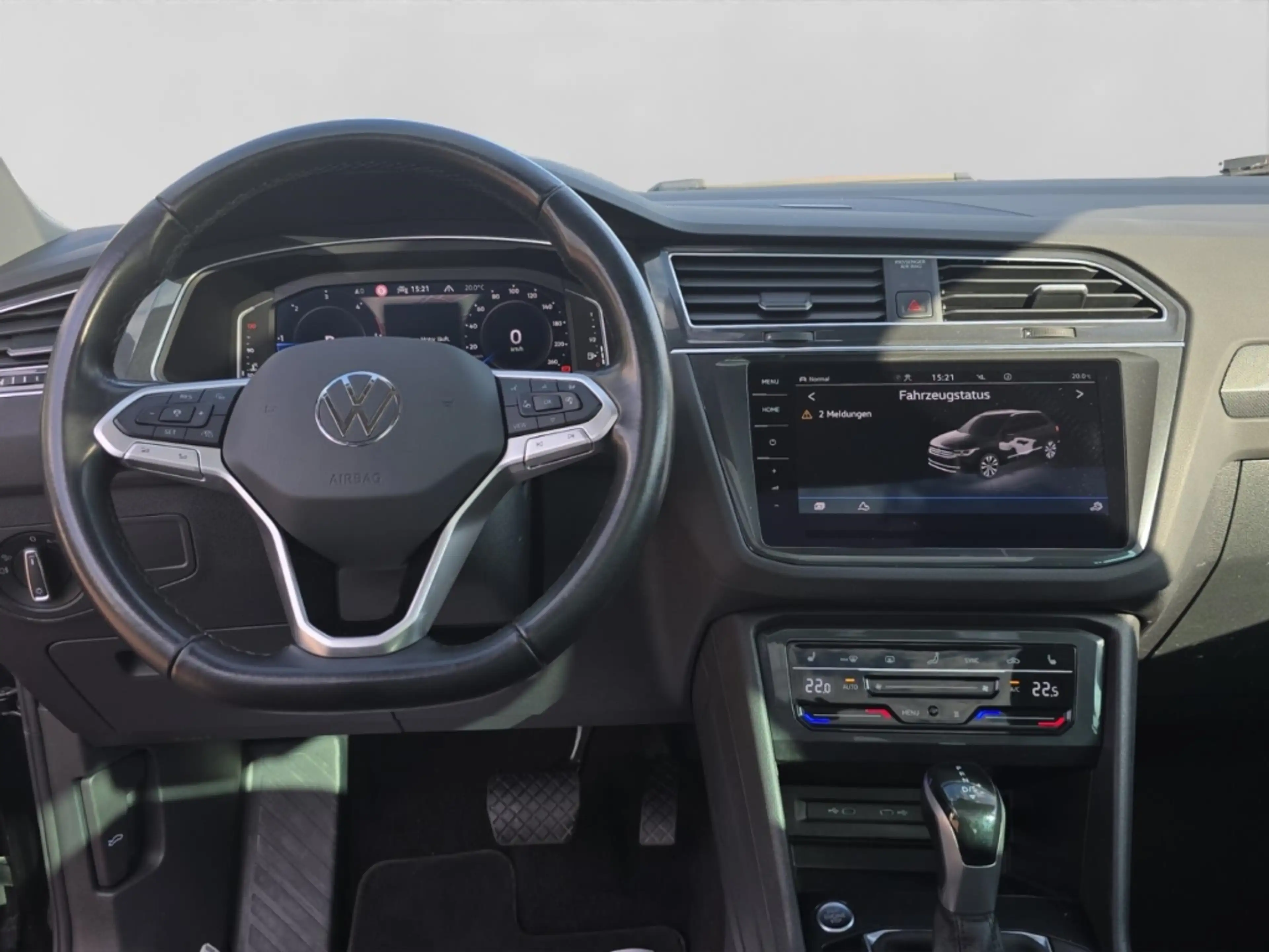 Volkswagen Tiguan 2.0 TDI Elegance 4Motion Alu LED AHK Pano Kamera A — photo 14