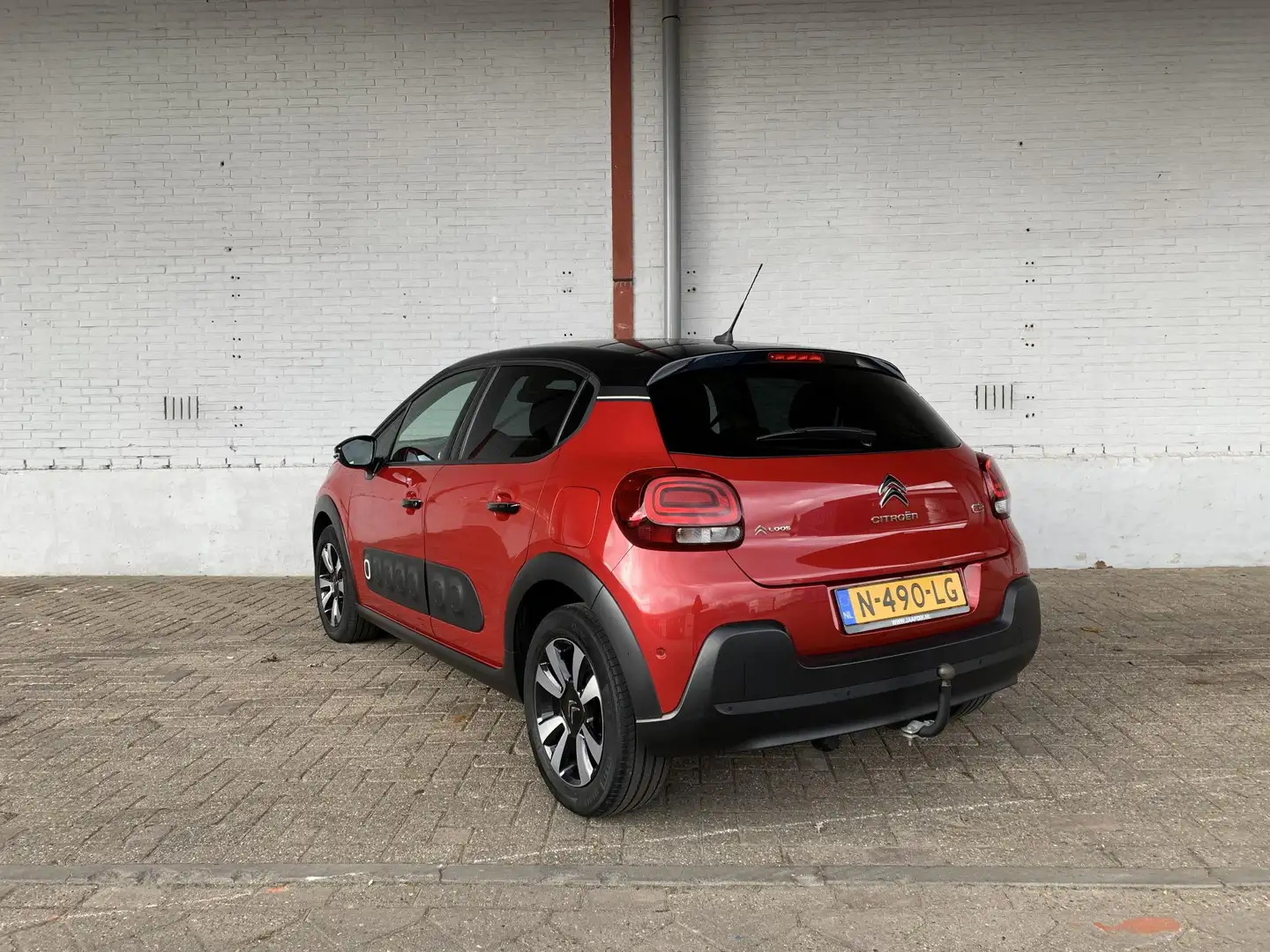 Citroen C3 1.2 PureTech Shine |Carplay!|Camera!|Navi!| Rosso - 2