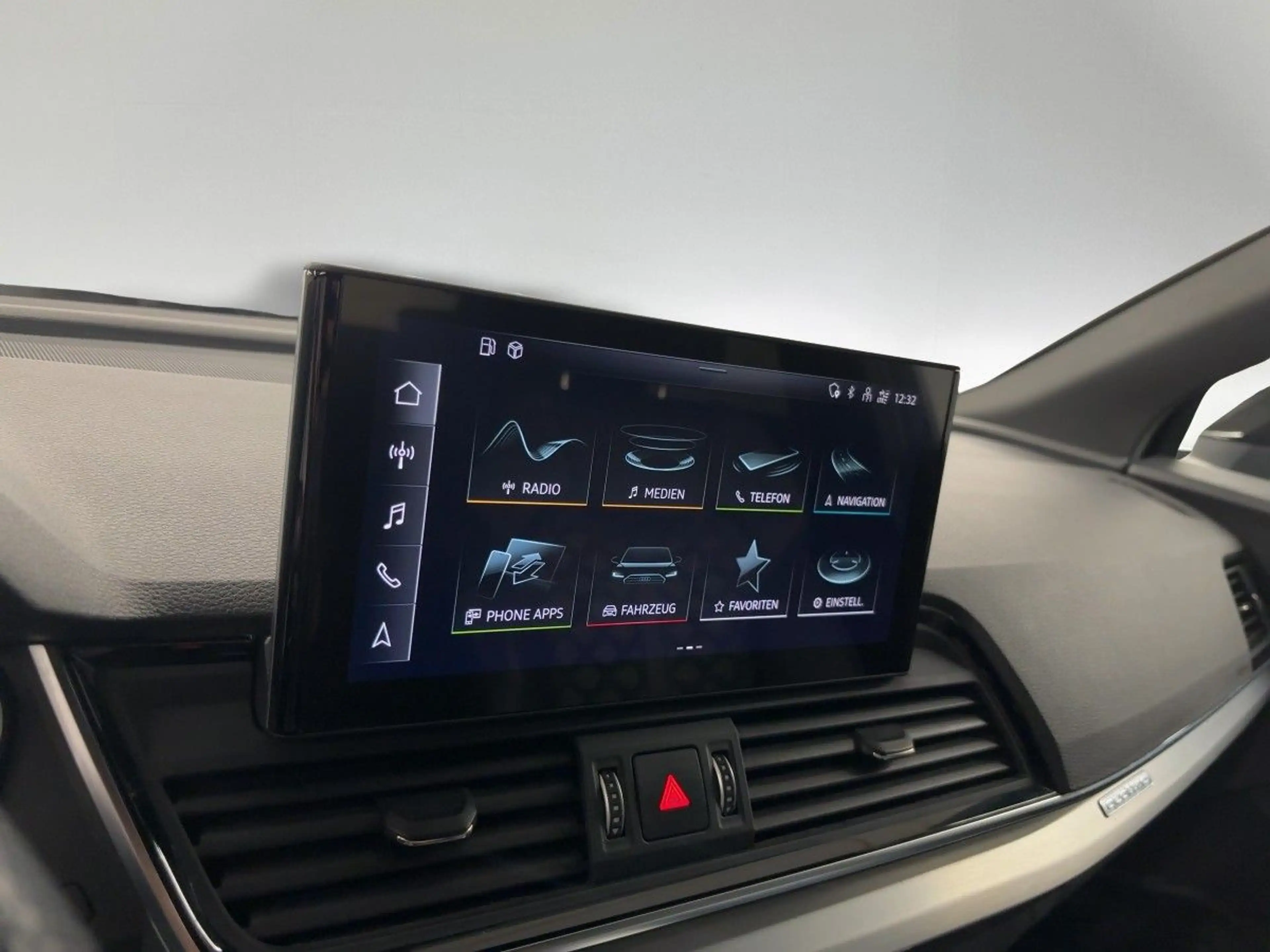 Audi Q5 S line 40 TDI qu.S tr. LED 360°K HU — photo 14