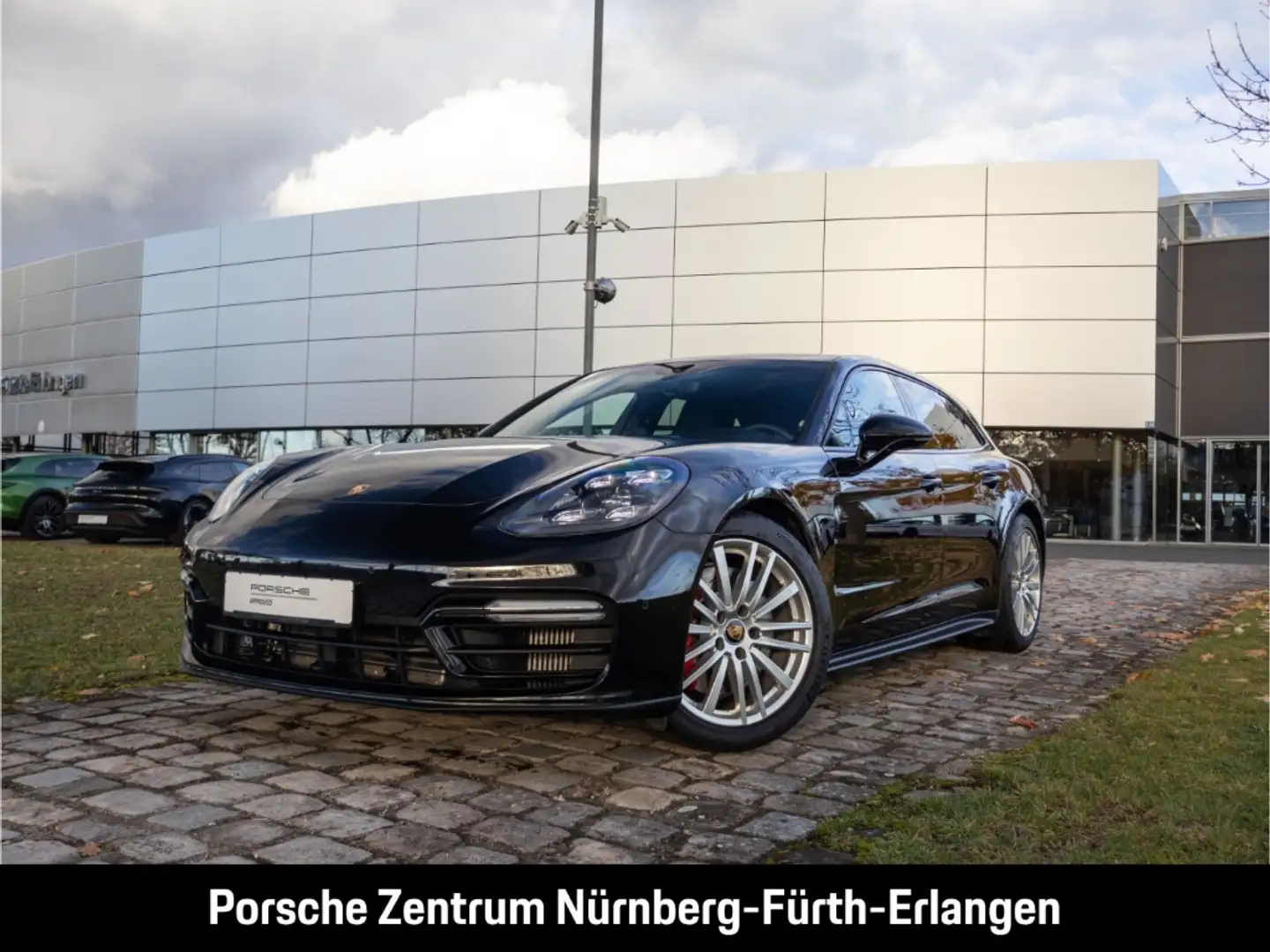 Porsche Panamera GTS Sport Turismo PDLS Plus Head-Up Amb Schwarz - 1