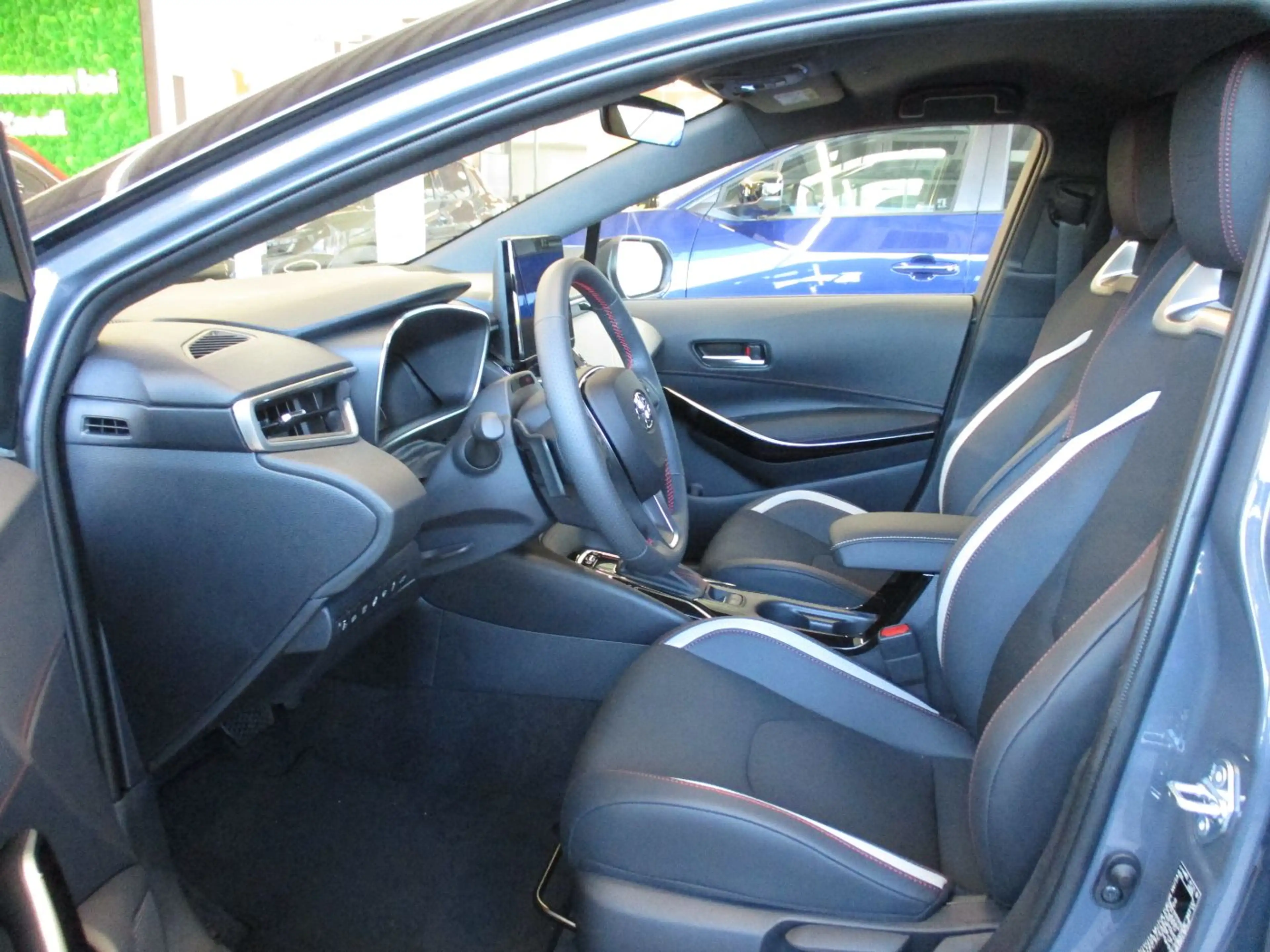 Toyota Corolla Touring s 2.0 GR Sport ACC+LED+Navi+SHZ — photo 10