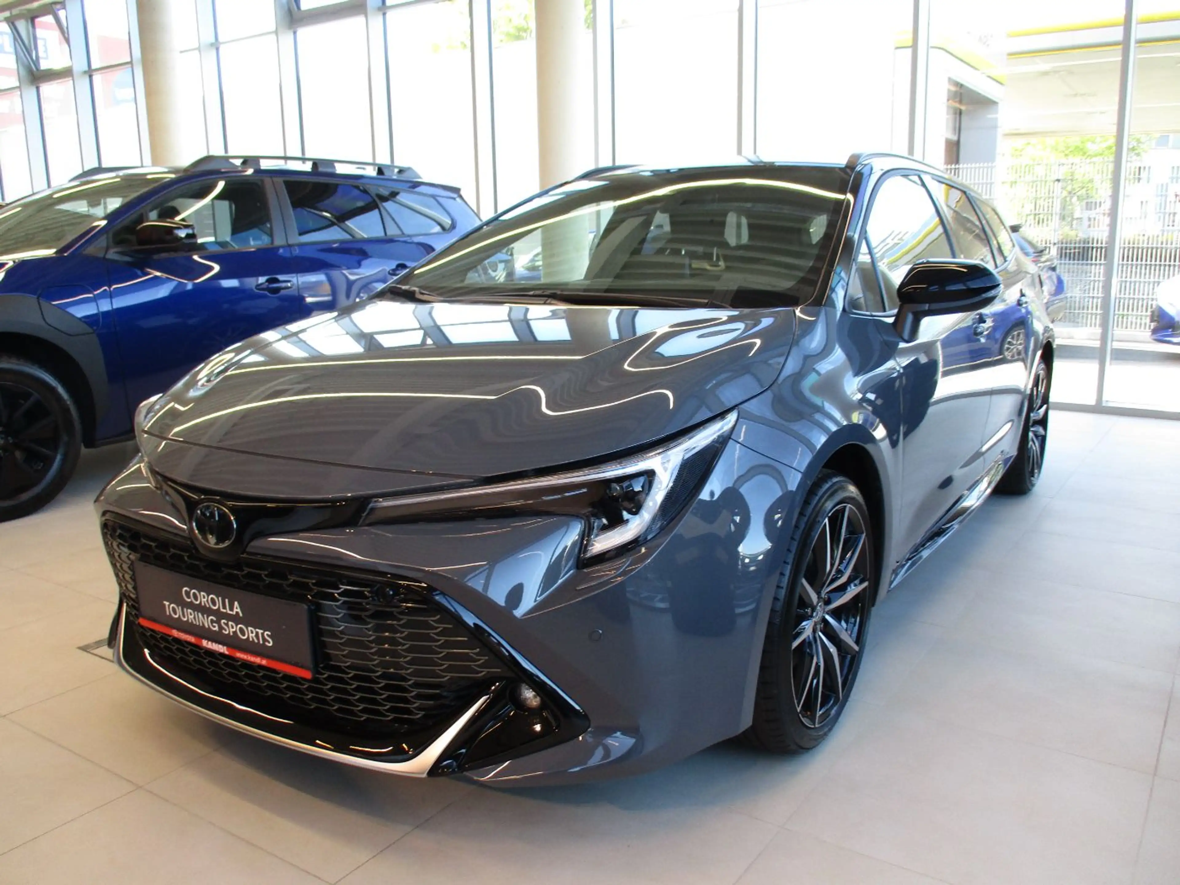 Toyota Corolla Touring s 2.0 GR Sport ACC+LED+Navi+SHZ — photo 2