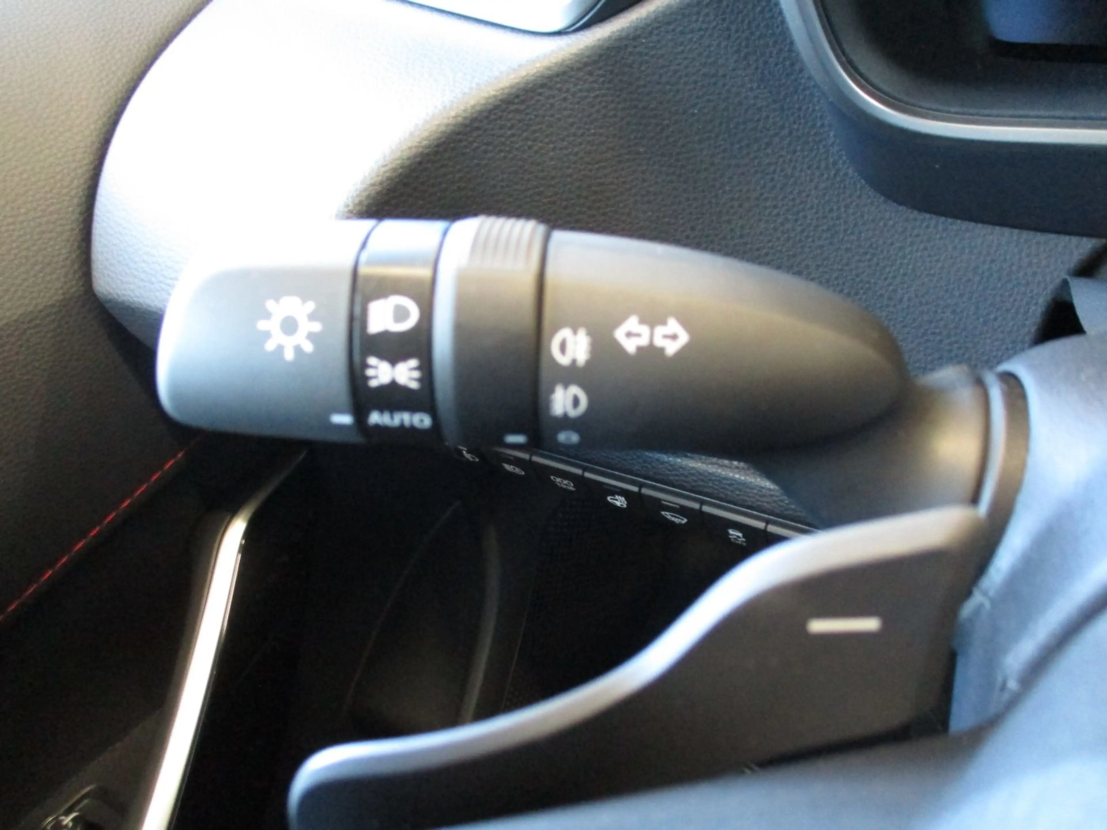Toyota Corolla Touring s 2.0 GR Sport ACC+LED+Navi+SHZ — photo 14