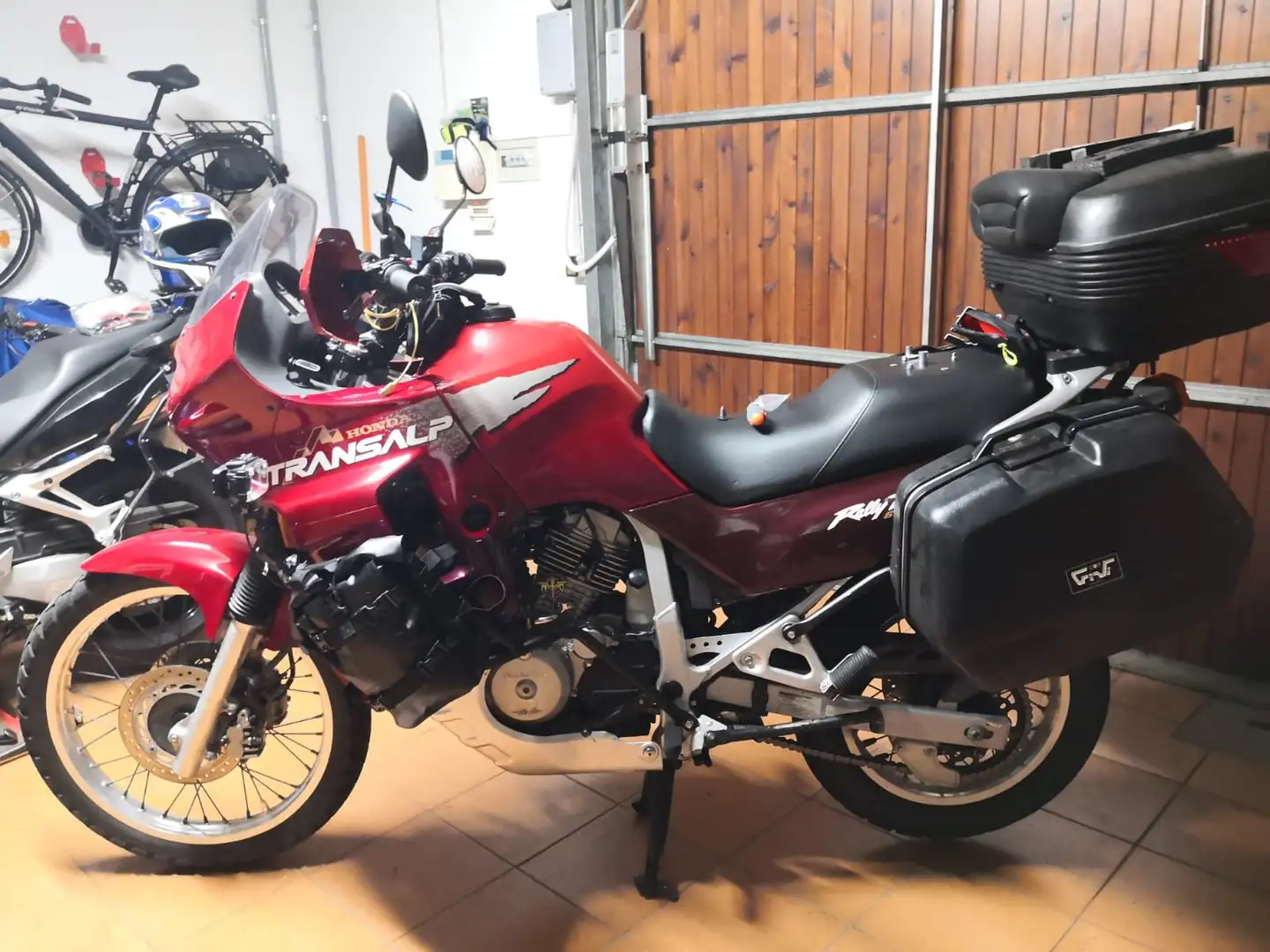 Honda Transalp 600 Красный - 1