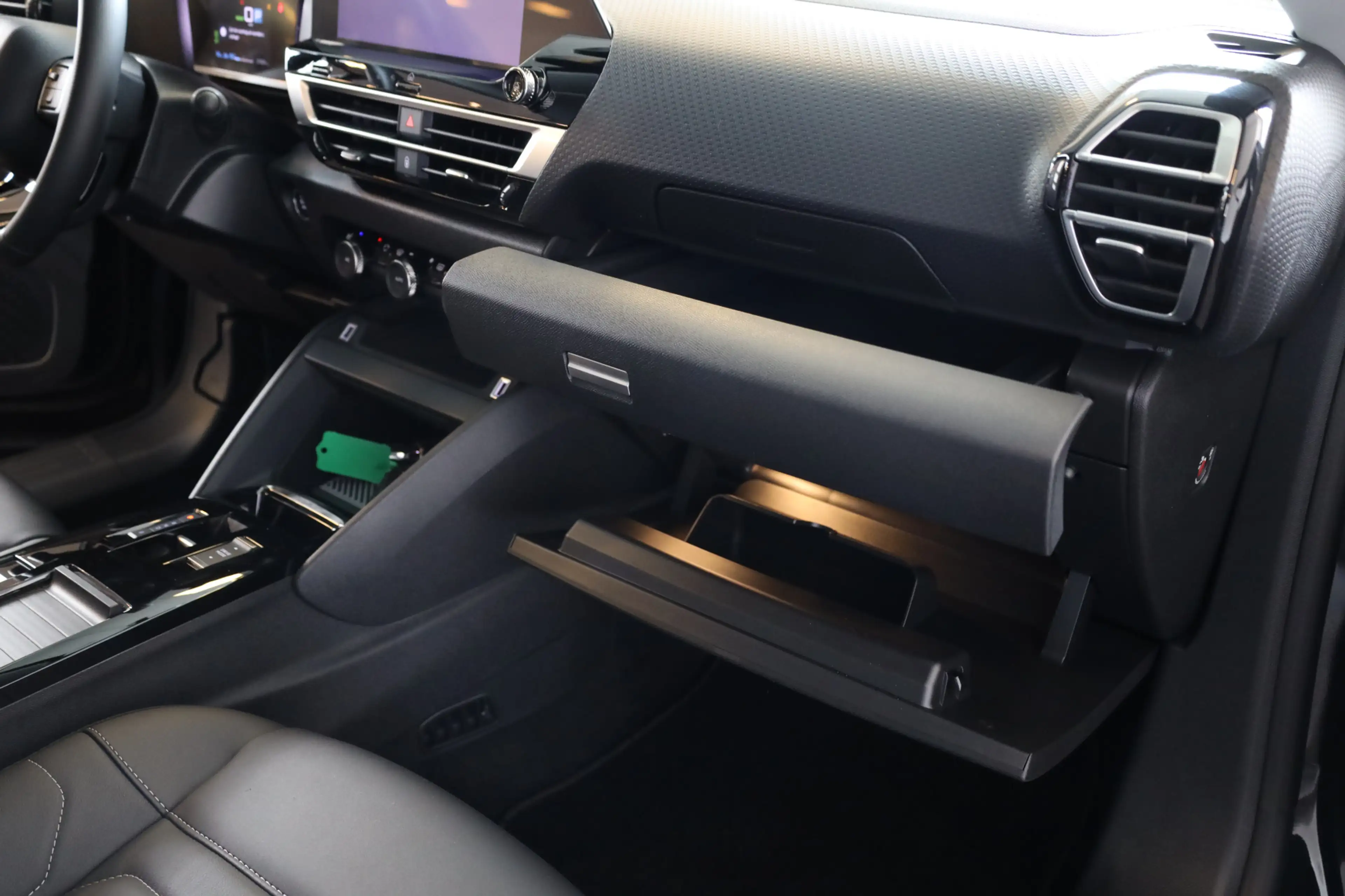 Citroen E-C4 Electric Max 50 kWh Leer | Draadloos Carplay/Android Auto | — photo 36