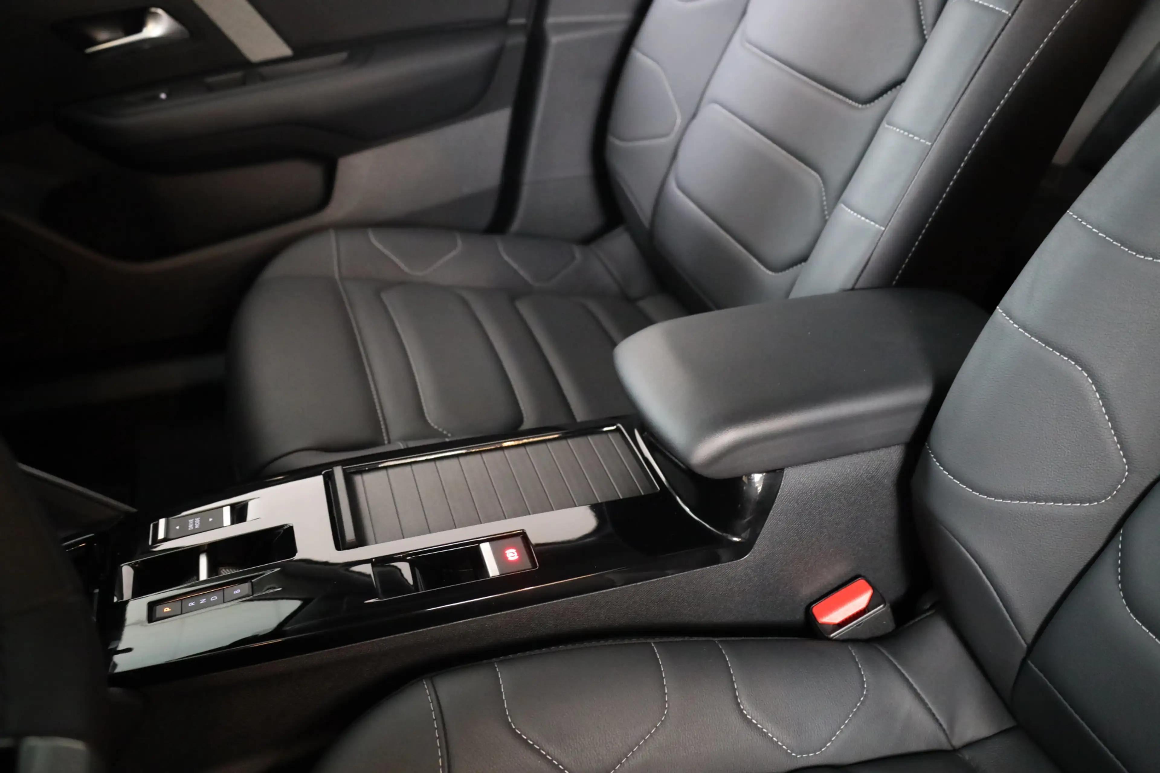 Citroen E-C4 Electric Max 50 kWh Leer | Draadloos Carplay/Android Auto | — photo 21