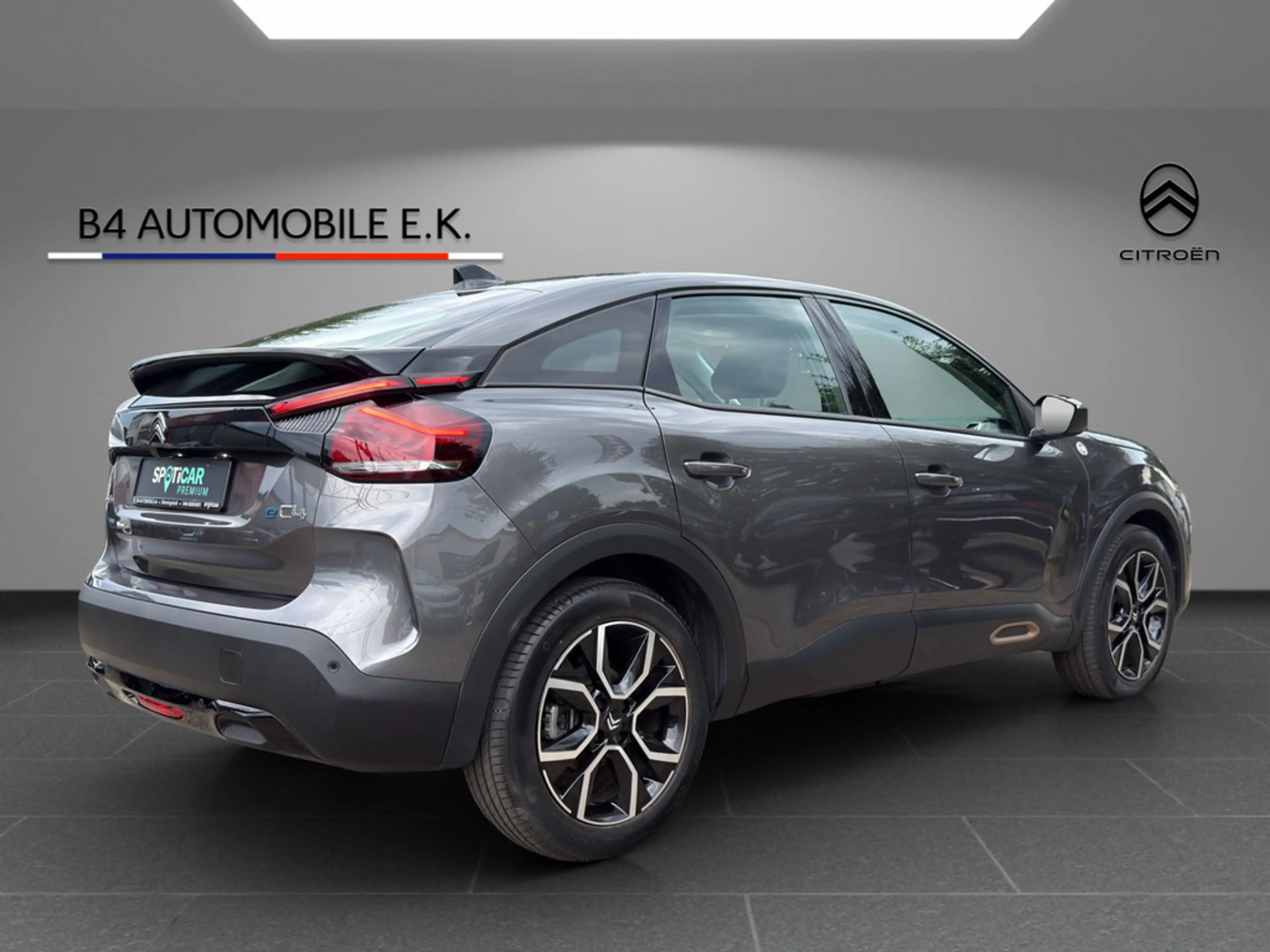 Citroen E-C4 Electric — photo 5
