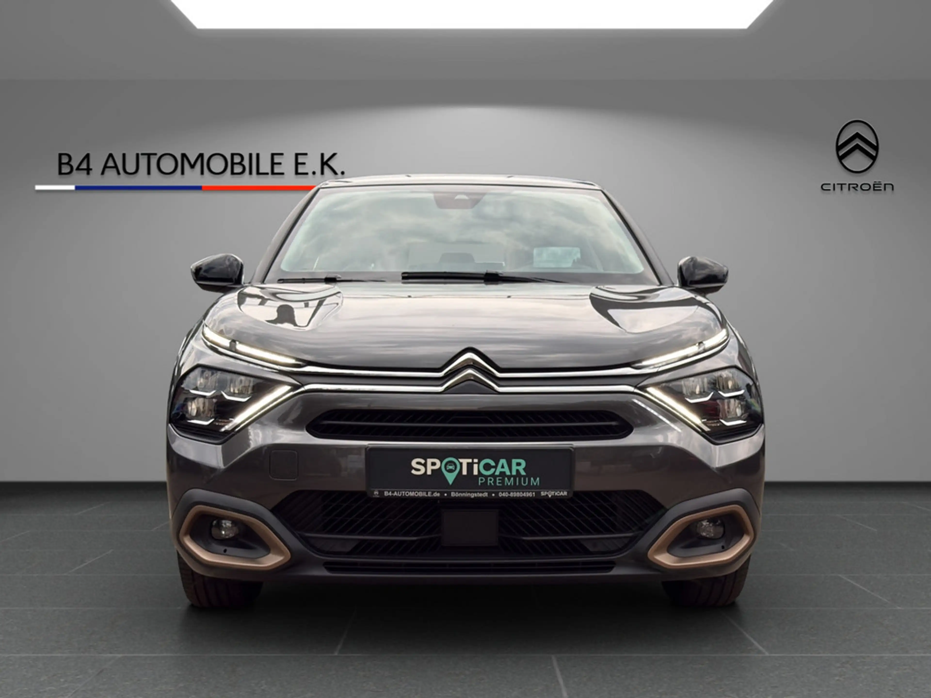 Citroen E-C4 Electric — photo 2