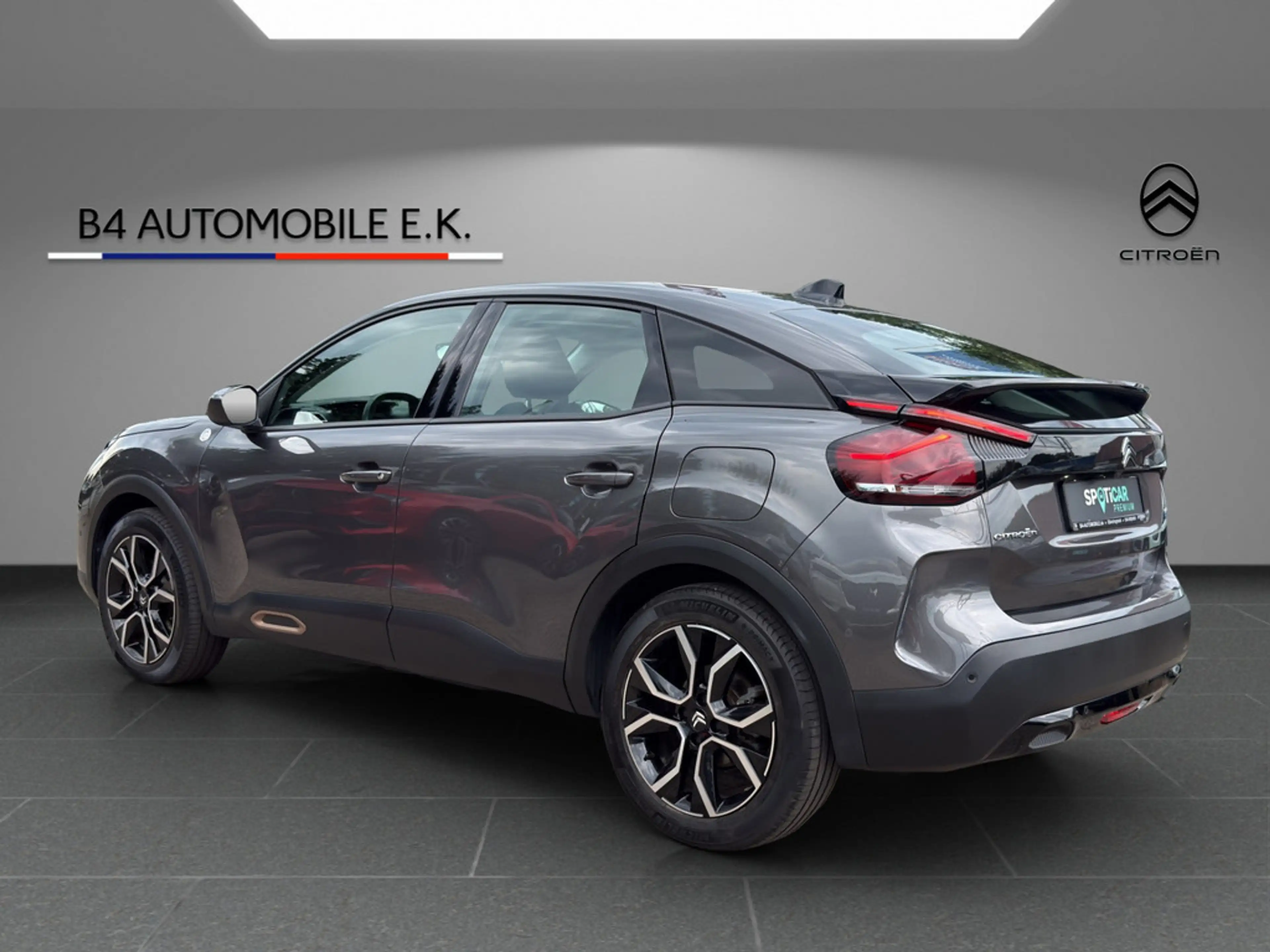 Citroen E-C4 Electric — photo 7
