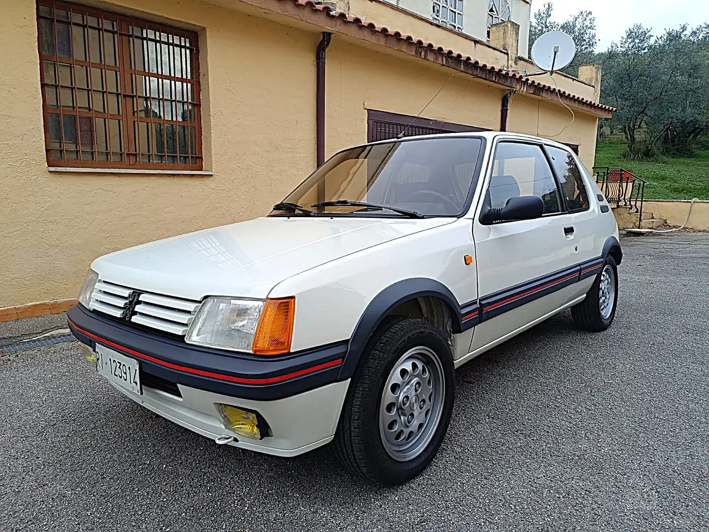 Peugeot 205 205 3p 1.6 Gti Blanc - 1