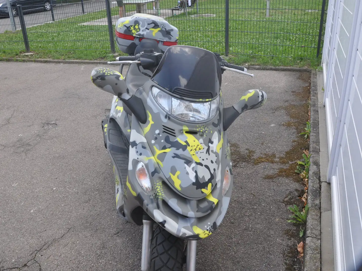 Kymco Yager 125 Roller Szary - 2
