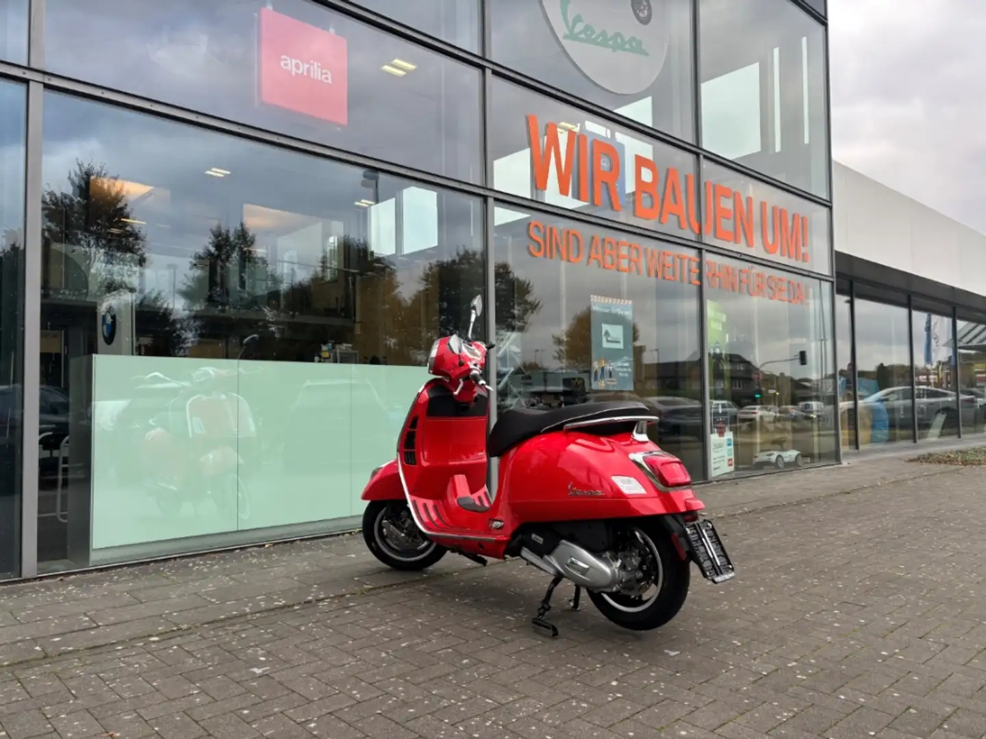Vespa GTS 125 Super E5+ Roso SOFORT LIEFERBAR Rouge - 2