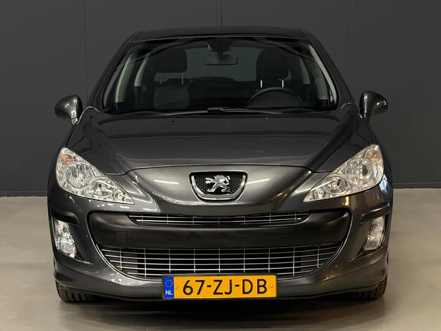 Peugeot 308 1.6 VTi XS AUTOMAAT 5-DEURS PANO/CRUISE/AIRCO | KE Grau - 2