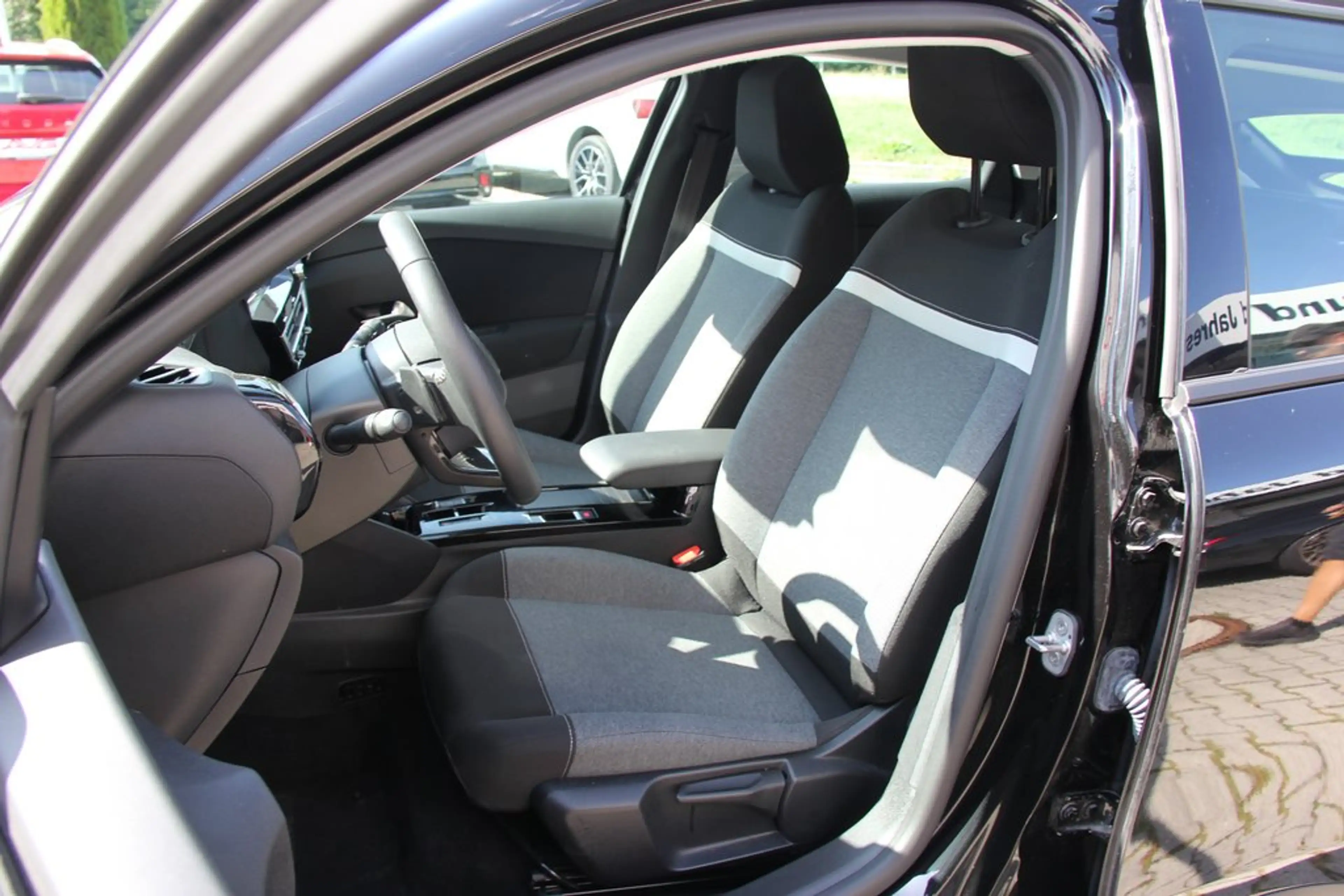 Citroen C4 Auto YOU LED PDC Smart-Link kabellos — photo 10
