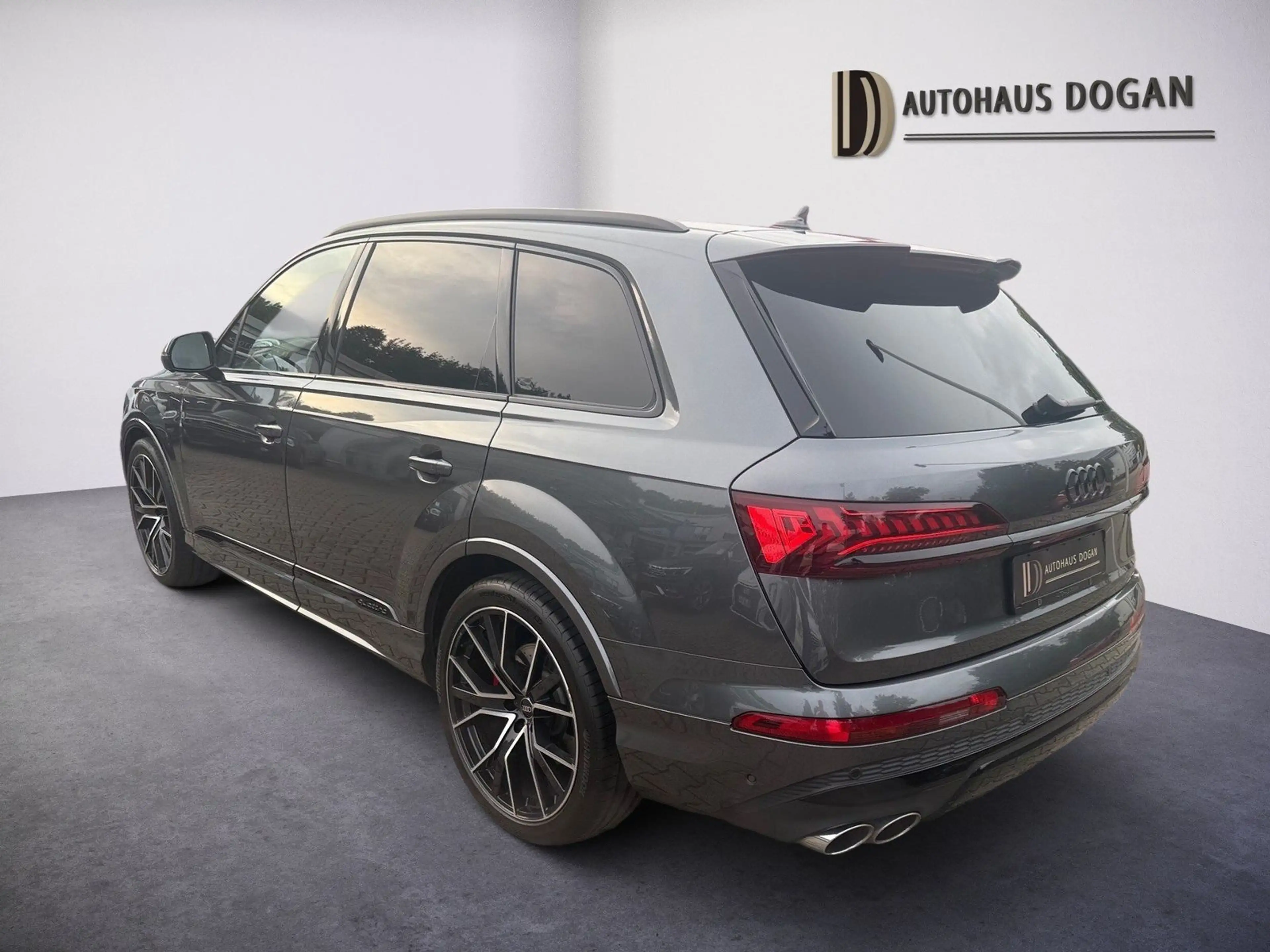 Audi SQ7 S-Sitz*Carbon*Laser*Massage*360Cam* — photo 4