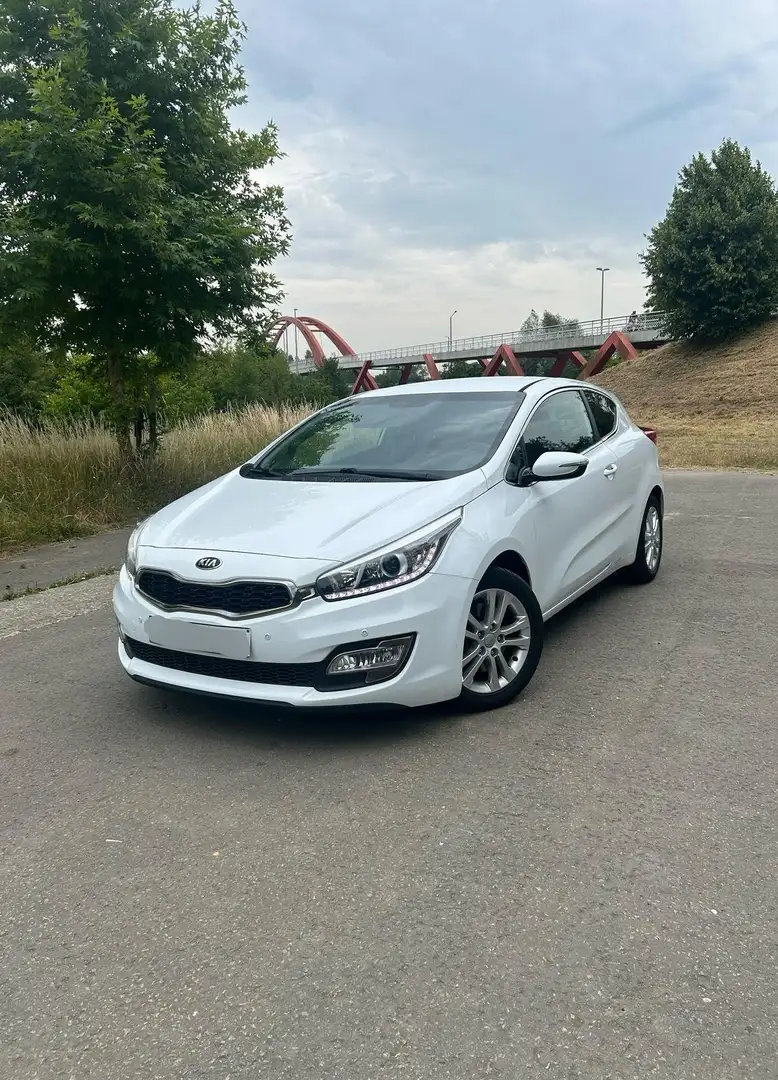 Kia Ceed / cee'd 1.4 benzine FULL OPTION start/rijd perfect Wit - 1