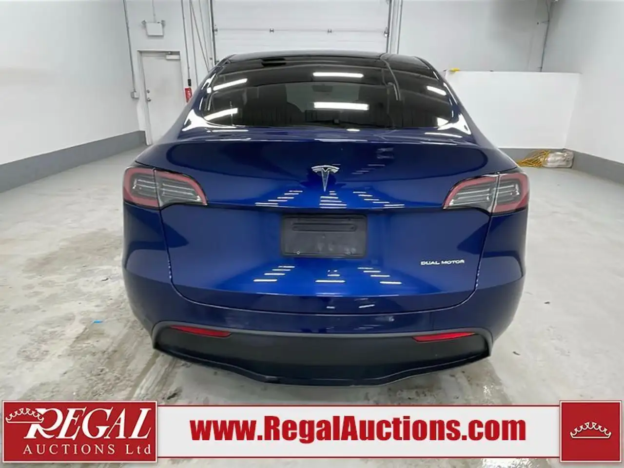 Tesla Model Y снимка Tesla Model Y