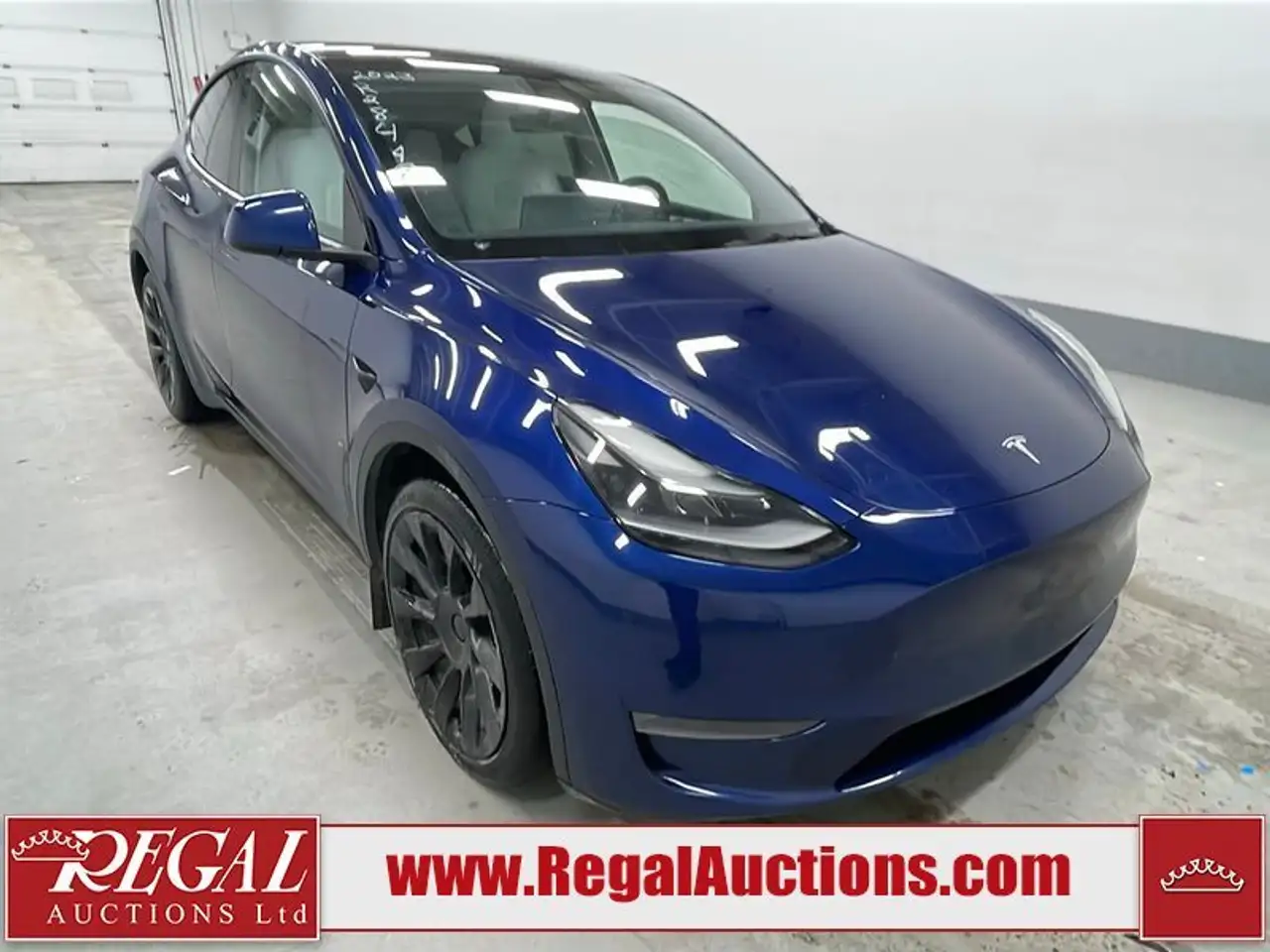 Tesla Model Y снимка Tesla Model Y