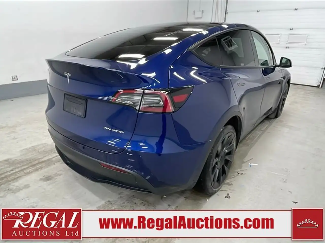 Tesla Model Y снимка Tesla Model Y
