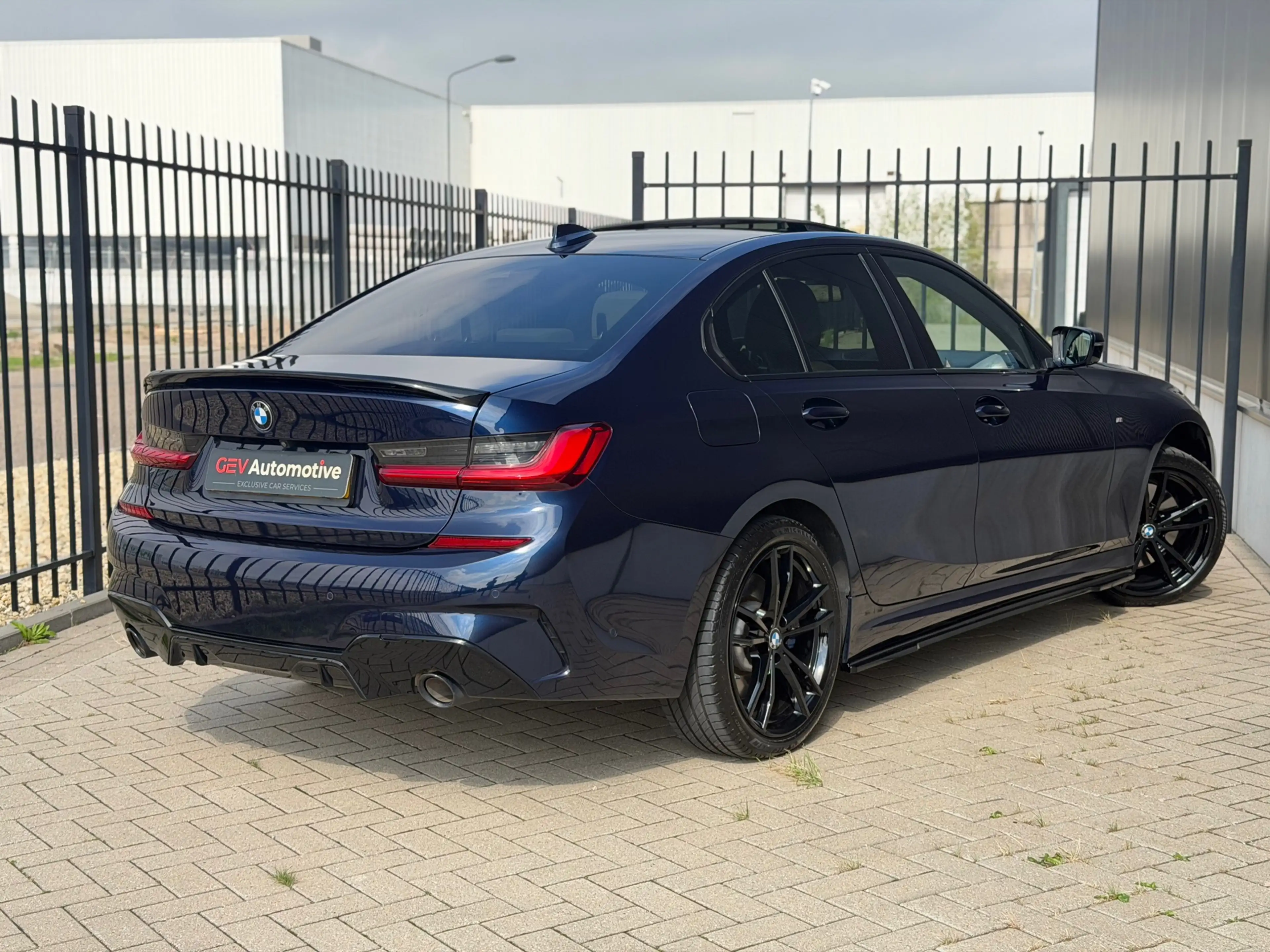 BMW 330 3-serie 330e M-Sport eDrive Edition Laser Schuifda — photo 8