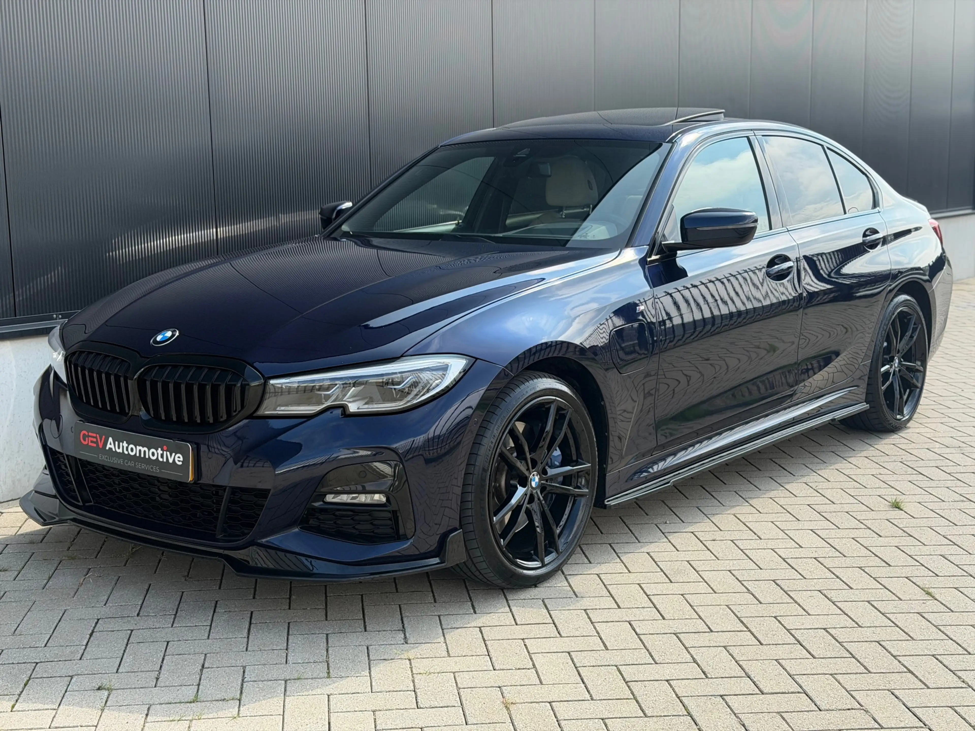 BMW 330 3-serie 330e M-Sport eDrive Edition Laser Schuifda — photo 4