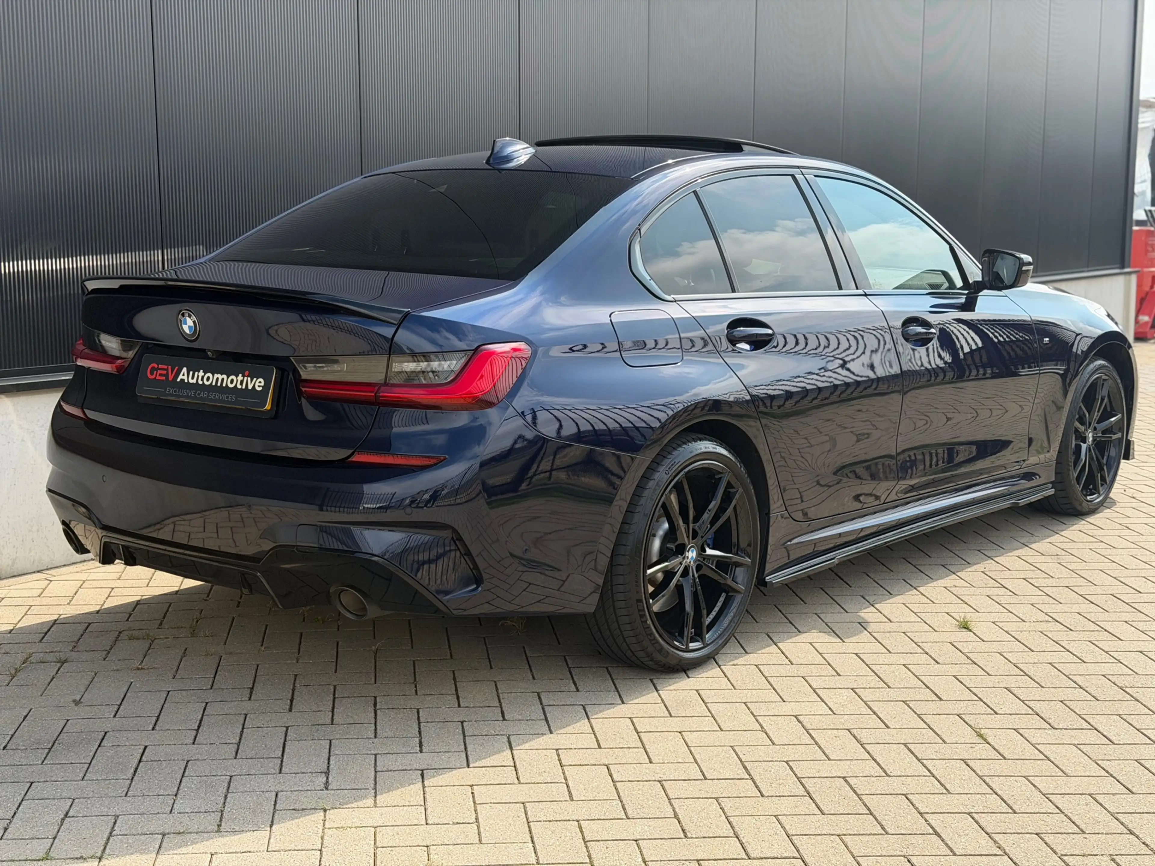 BMW 330 3-serie 330e M-Sport eDrive Edition Laser Schuifda — photo 5