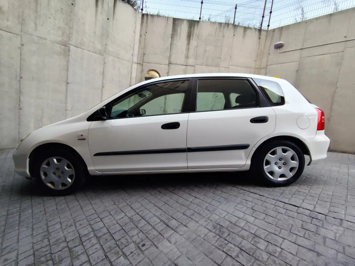 Honda Civic 1.6 16v ES VTEC - 2