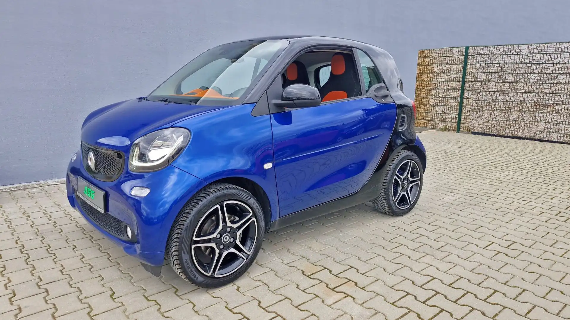 smart forTwo - Passion / Sport Paket / Kamera / Pano. Schwarz - 1