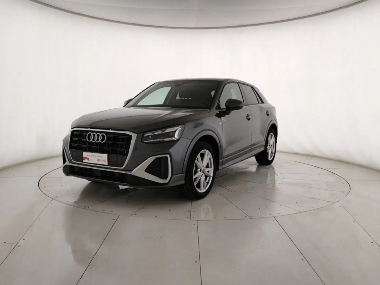 Audi Q2 Q2 35 2.0 tdi S line edition s-tronic Grijs - 1