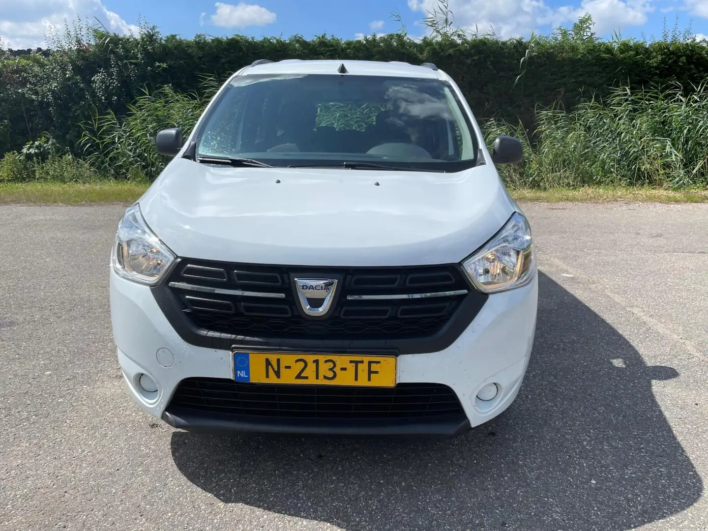Dacia Lodgy 1.3 TCe Essential - 7 ZITTER - NED AUTO - AIRCO Wit - 2
