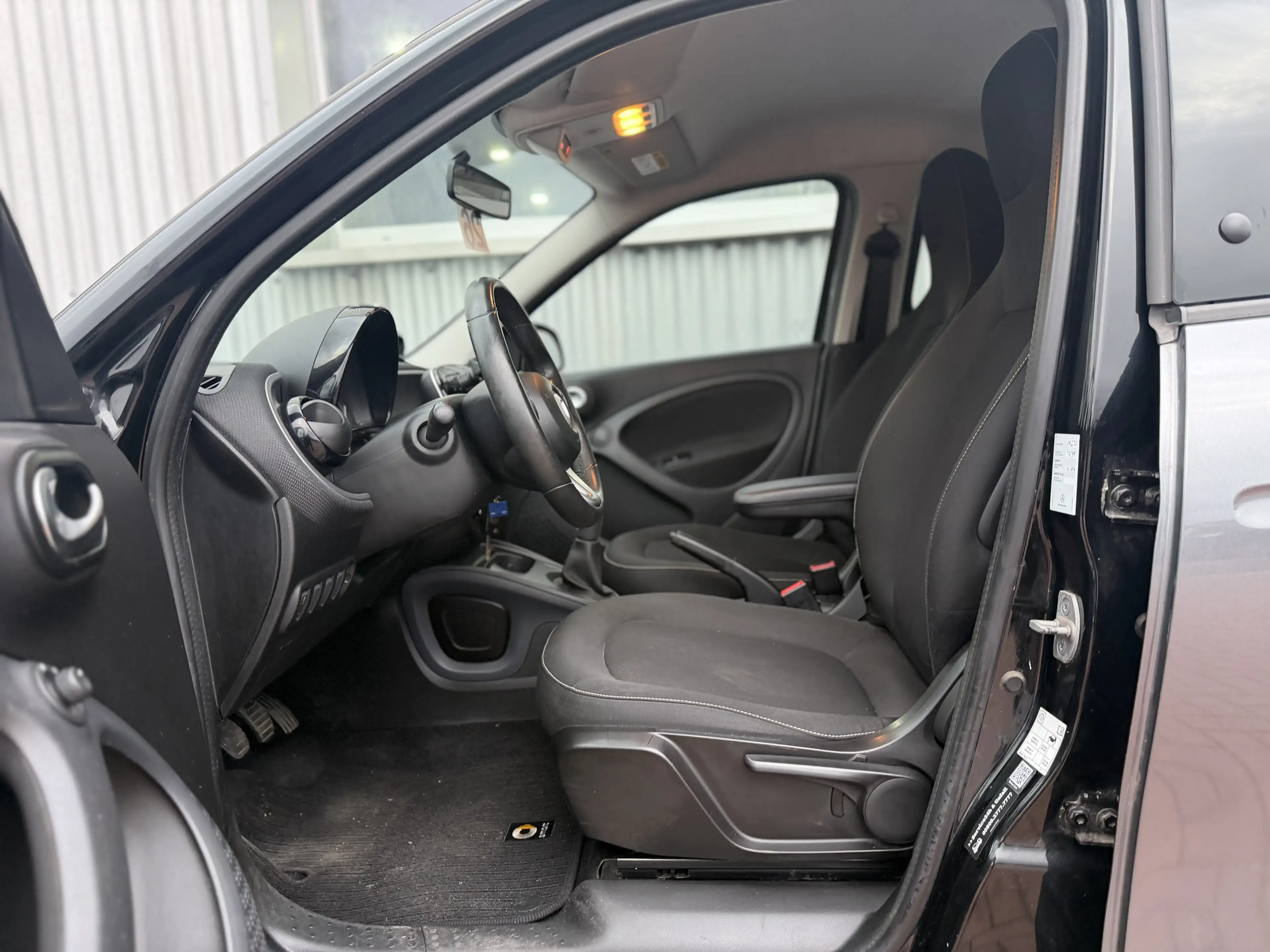 smart forFour Basis 52 kW*Passion*Tempomat*LED* — photo 15