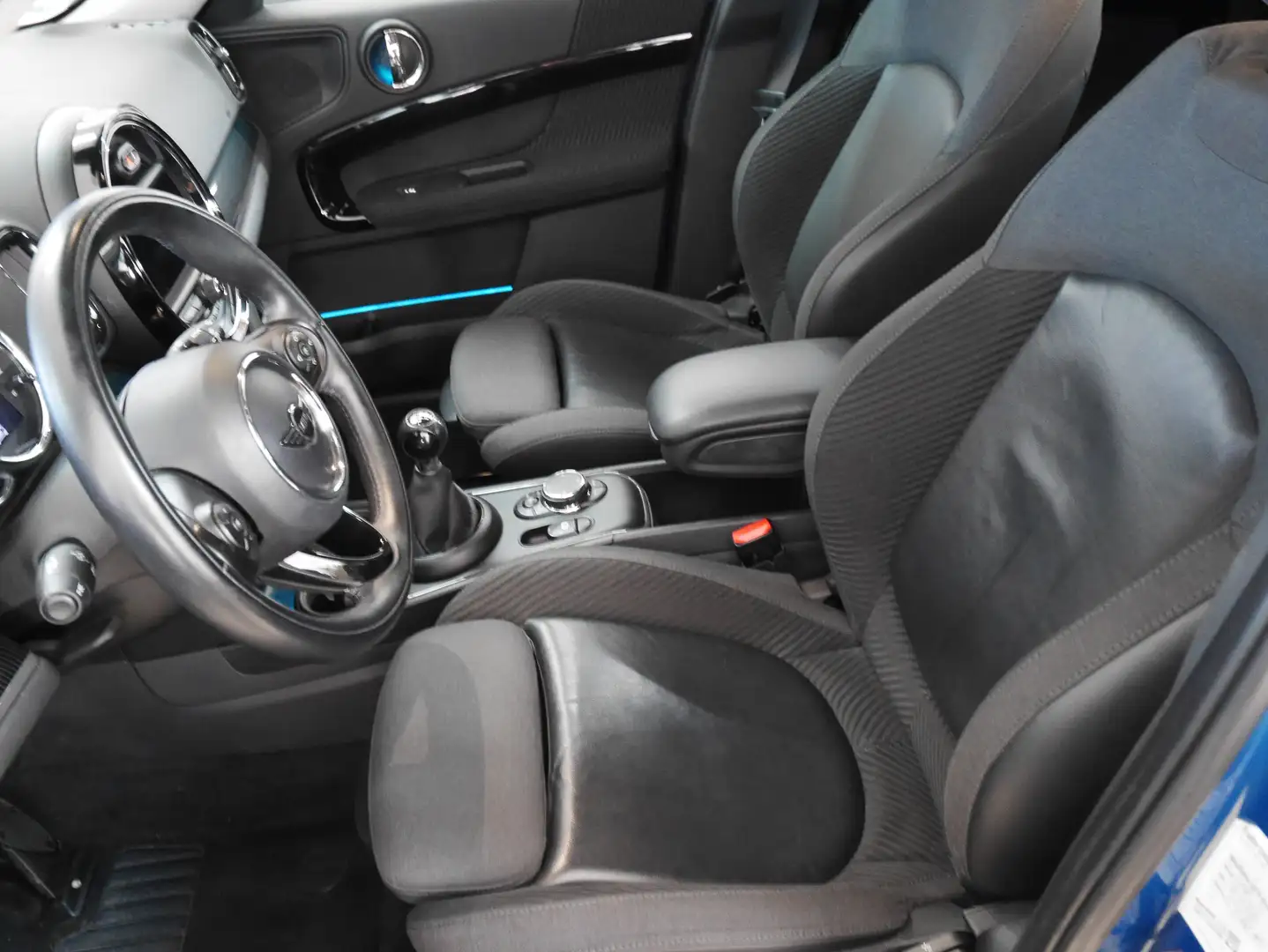 MINI Cooper Countryman 1 Hand, incl. 1 J. GARANTIE Blau - 2