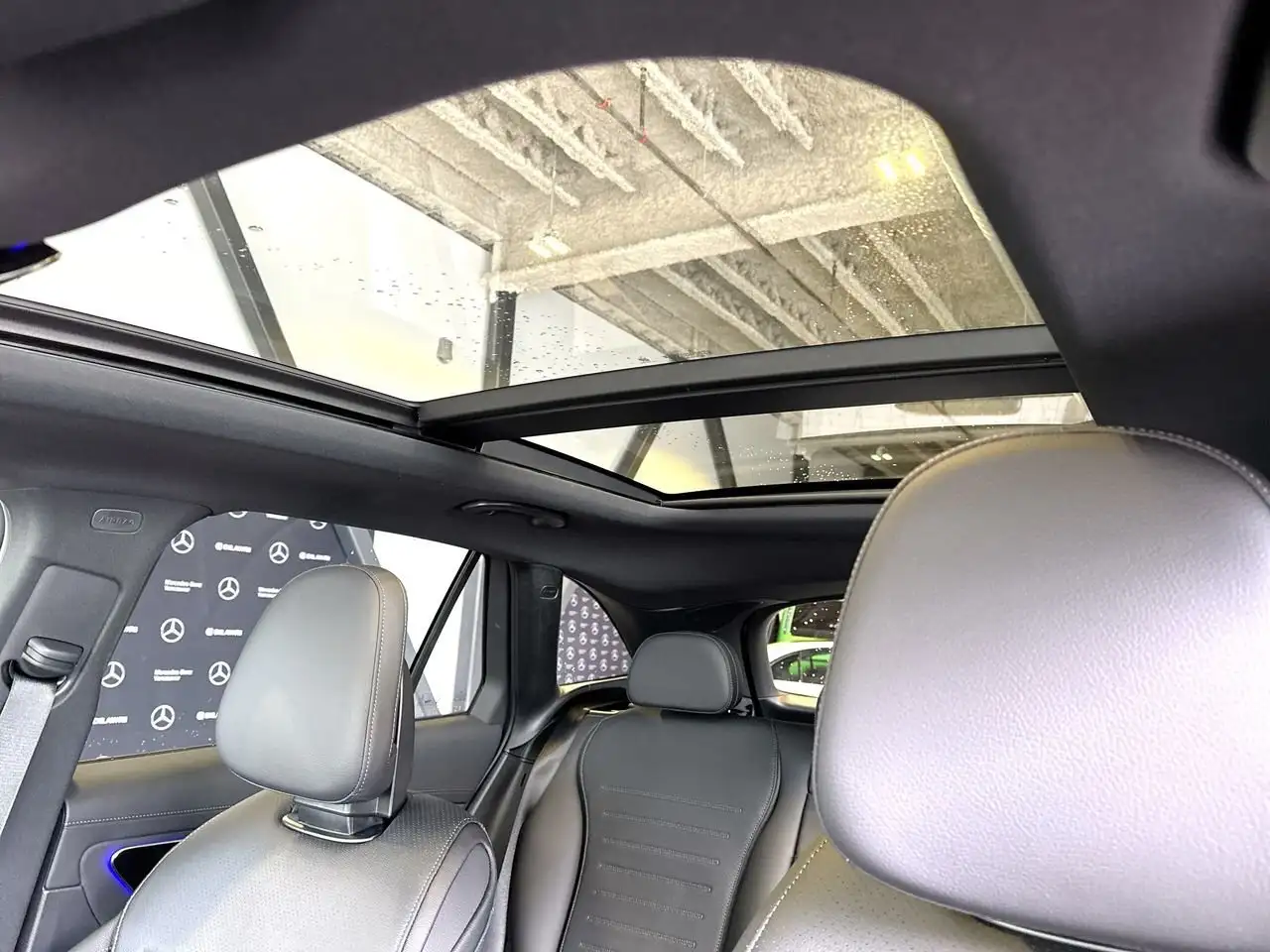 Mercedes-Benz GLC снимка Mercedes-Benz GLC