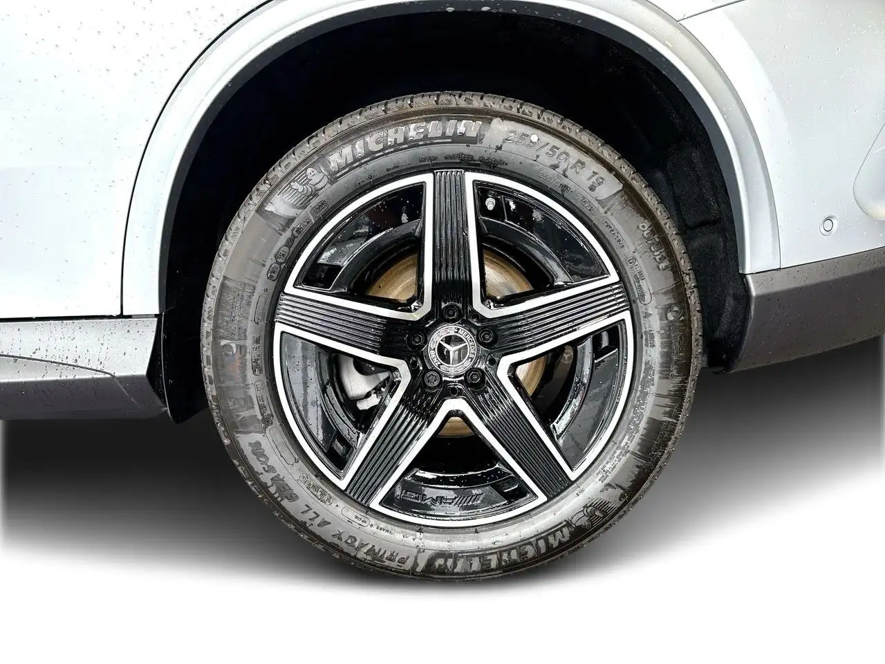 Mercedes-Benz GLC снимка Mercedes-Benz GLC