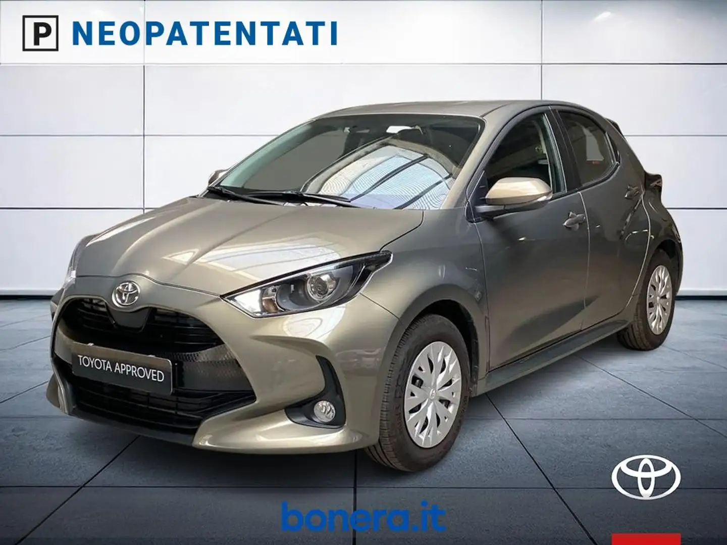 Toyota Yaris 1.0 Active Marrone - 1
