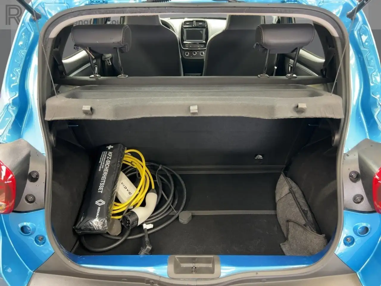 Dacia Spring Essentiel Rückfahrkamera, миниатюра 16