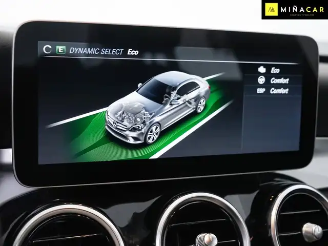 Mercedes-Benz C-Class view 20