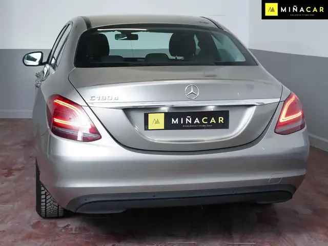 Mercedes-Benz C-Class view 5